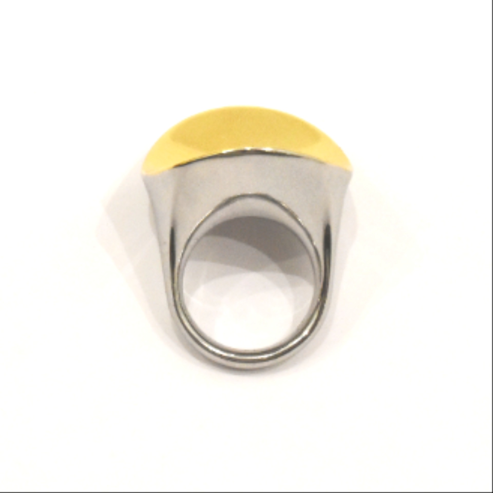 Voir photo 6 de Bague Cabochon Ondulé - Calvin Klein™ Bague Cabochon Ondulé - Calvin Klein™ Bon état reconditionné photo 6