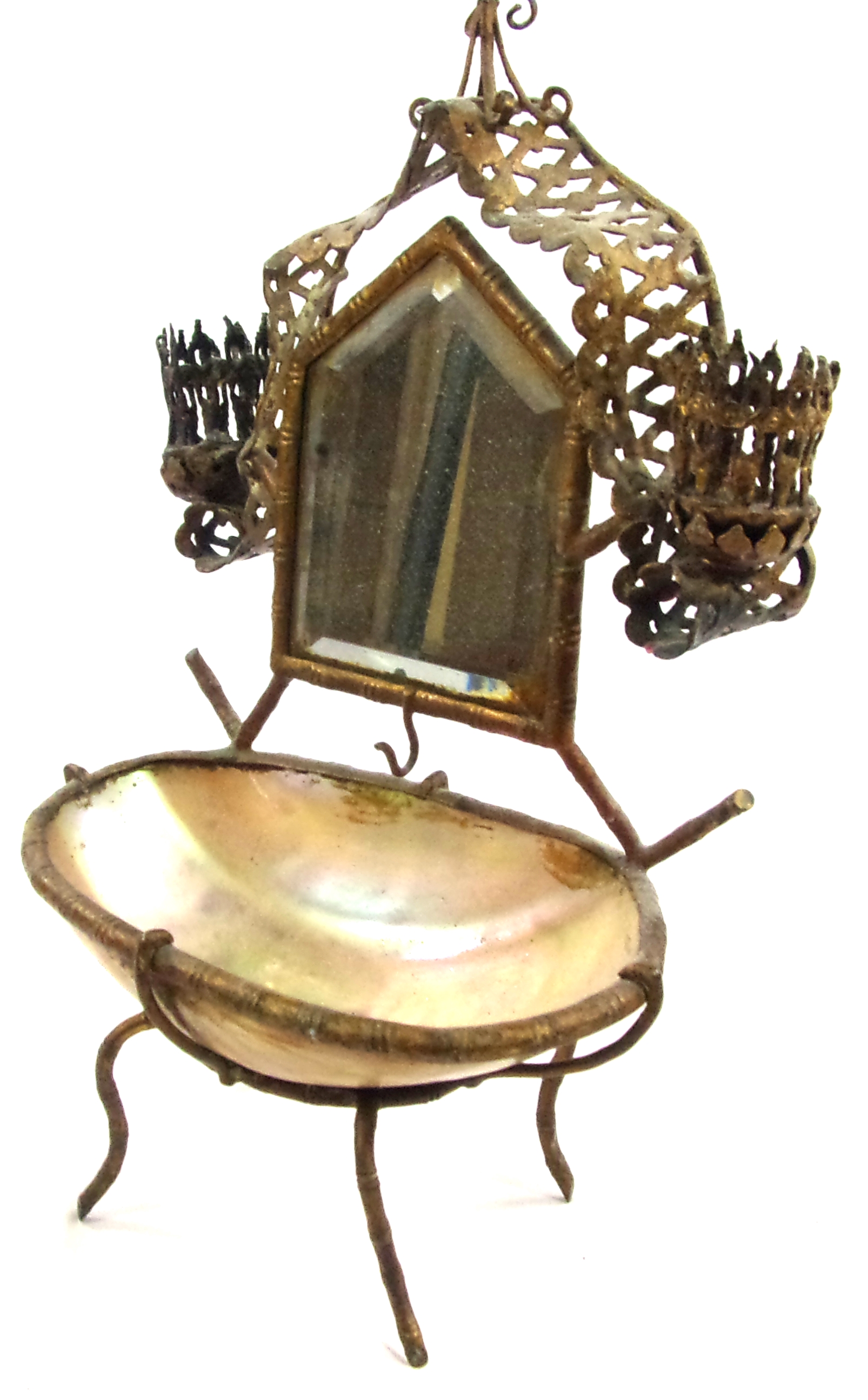 Voir photo 4 de Baguier ancien nacre et Laiton avec miroir biseauté fin XIXème siècleNapoléon III Baguier ancien nacre et Laiton avec miroir biseauté fin XIXème siècleNapoléon III Bon état reconditionné photo 4