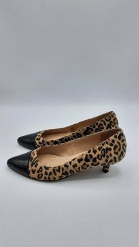 BALLERINE TALON CUIR VERNIS LEOPARD GINO VAELLO DES ECONDE MAIN - 20,00 € BALLERINE TALON CUIR VERNIS LEOPARD GINO VAELLO DES ECONDE MAIN reconditionné disponible sur Claquettes Market