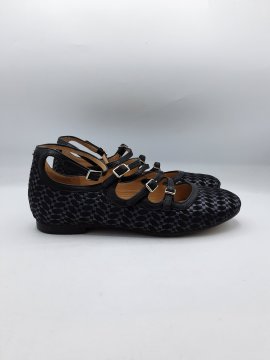 Ballerines BOCAGE noires de seconde main - 25,00 € Ballerines BOCAGE noires de seconde main Bocage reconditionné disponible sur Claquettes Market