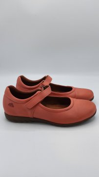 Acheter Ballerines corail en cuir de seconde main - 15,00 € Ballerines corail en cuir de seconde main reconditionné disponible sur Claquettes Market