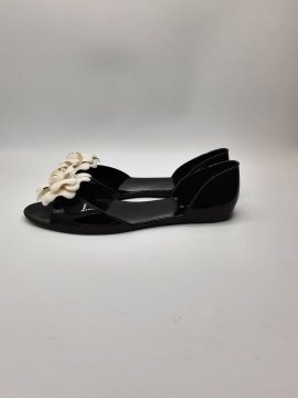 Acheter Ballerines de seconde main - 10,00 € Ballerines de seconde main reconditionné disponible sur Claquettes Market