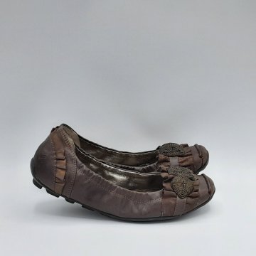 Acheter Ballerines MamZelle marron de seconde main - 25,00 € Ballerines MamZelle marron de seconde main N/A reconditionné disponible sur Claquettes Market