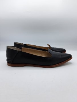 Ballerines SAN MARINA noires de seconde main - 25,00 € Ballerines SAN MARINA noires de seconde main San Marina reconditionné disponible sur Claquettes Market