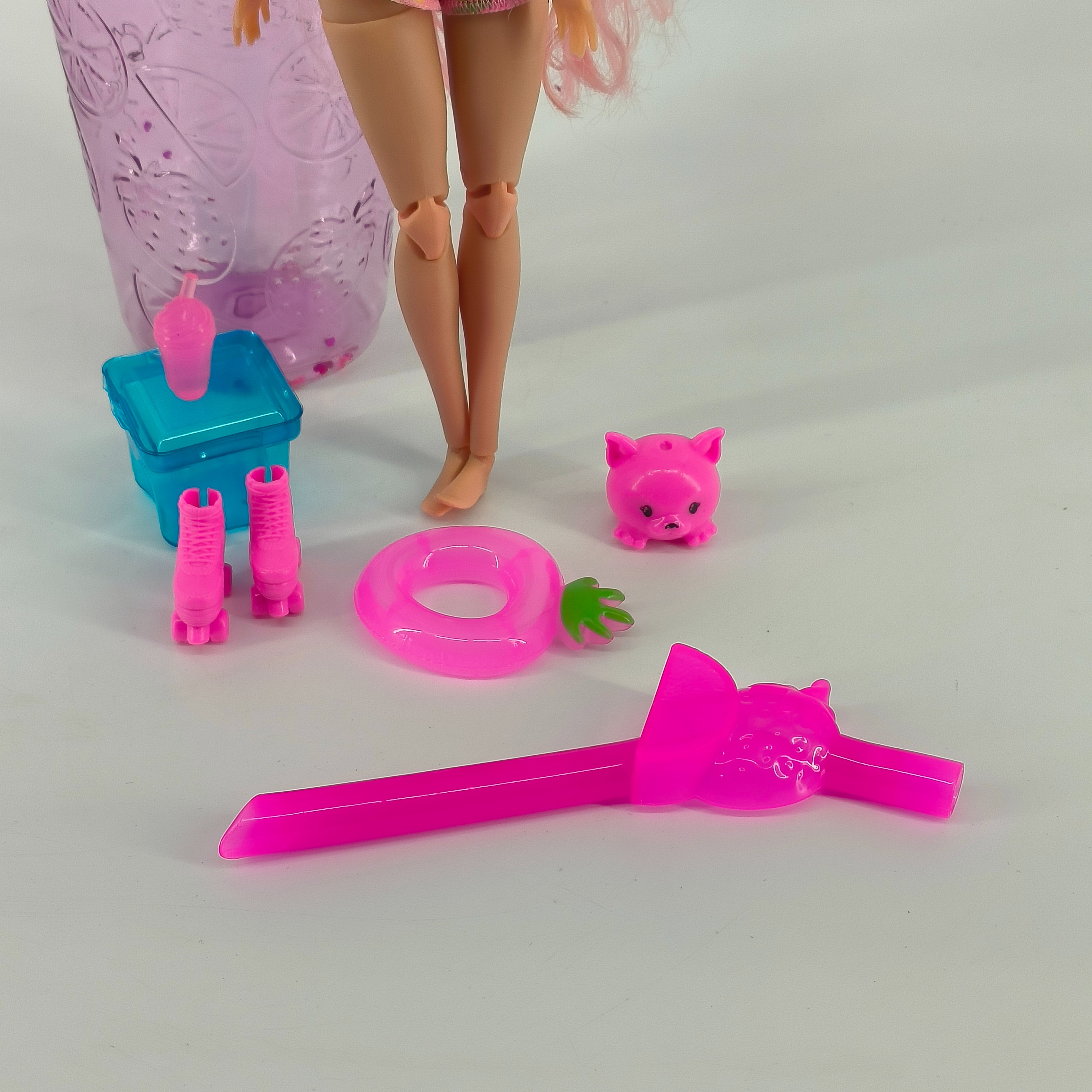 Voir photo 3 de Barbie-Pop reveal rose -Mattel- à partir de 4 ans Barbie-Pop reveal rose -Mattel- à partir de 4 ans Très bon état reconditionné photo 3