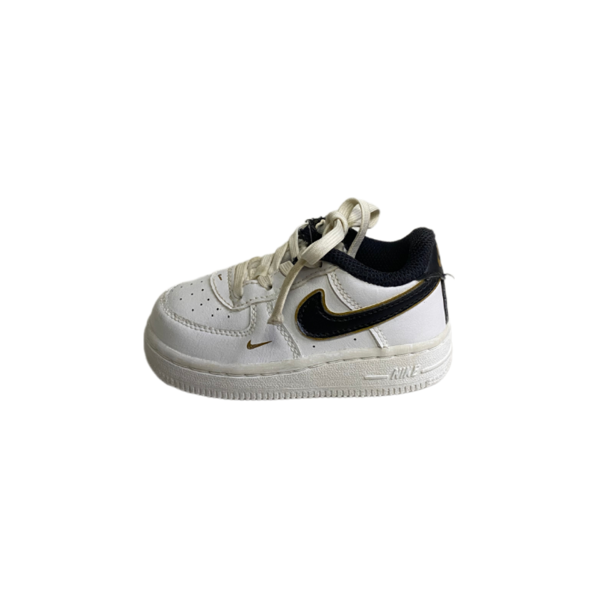 Voir photo 3 de Basket Enfant - NIKE - 22 Basket Enfant - NIKE - 22 Bon état reconditionné photo 3