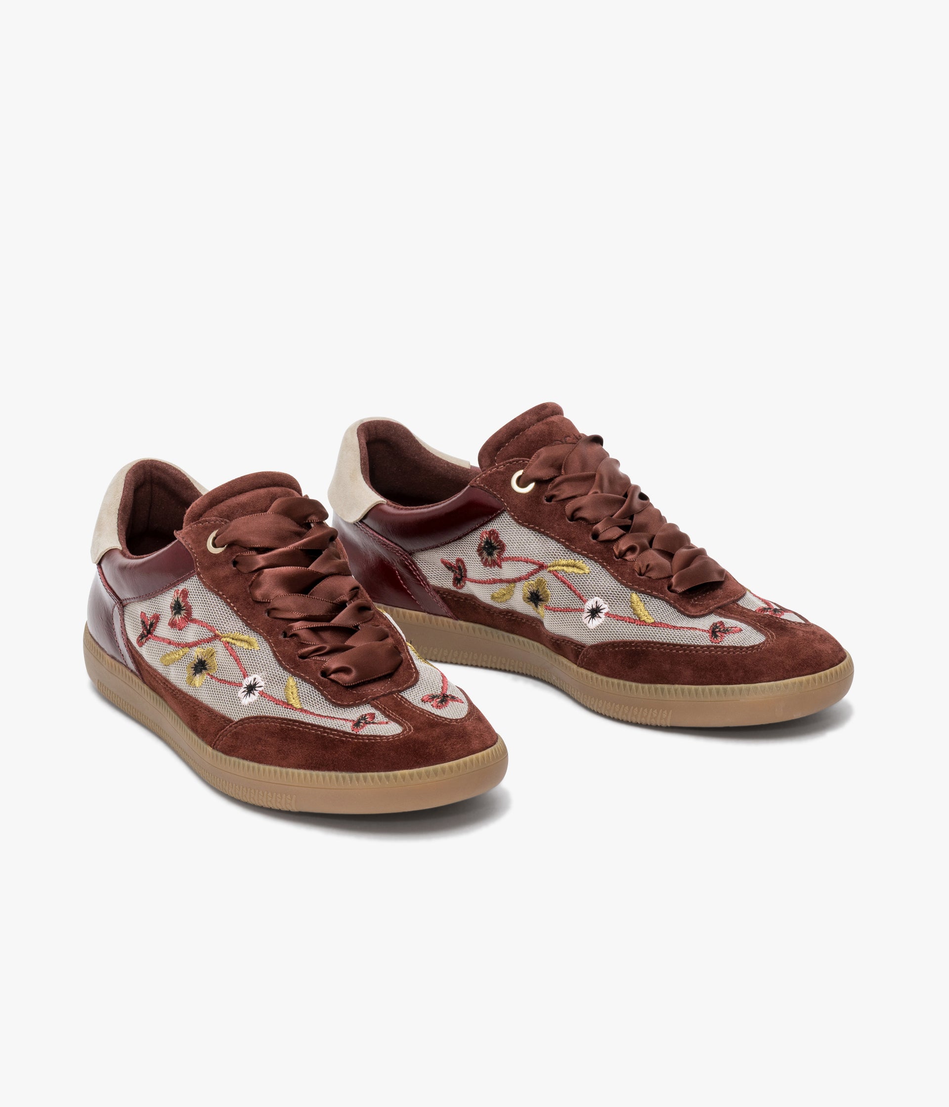 BASKET LILA BORDEAUX Seconde chance - 60,00 € BASKET LILA BORDEAUX Seconde chance Bocage reconditionné disponible sur Claquettes Market