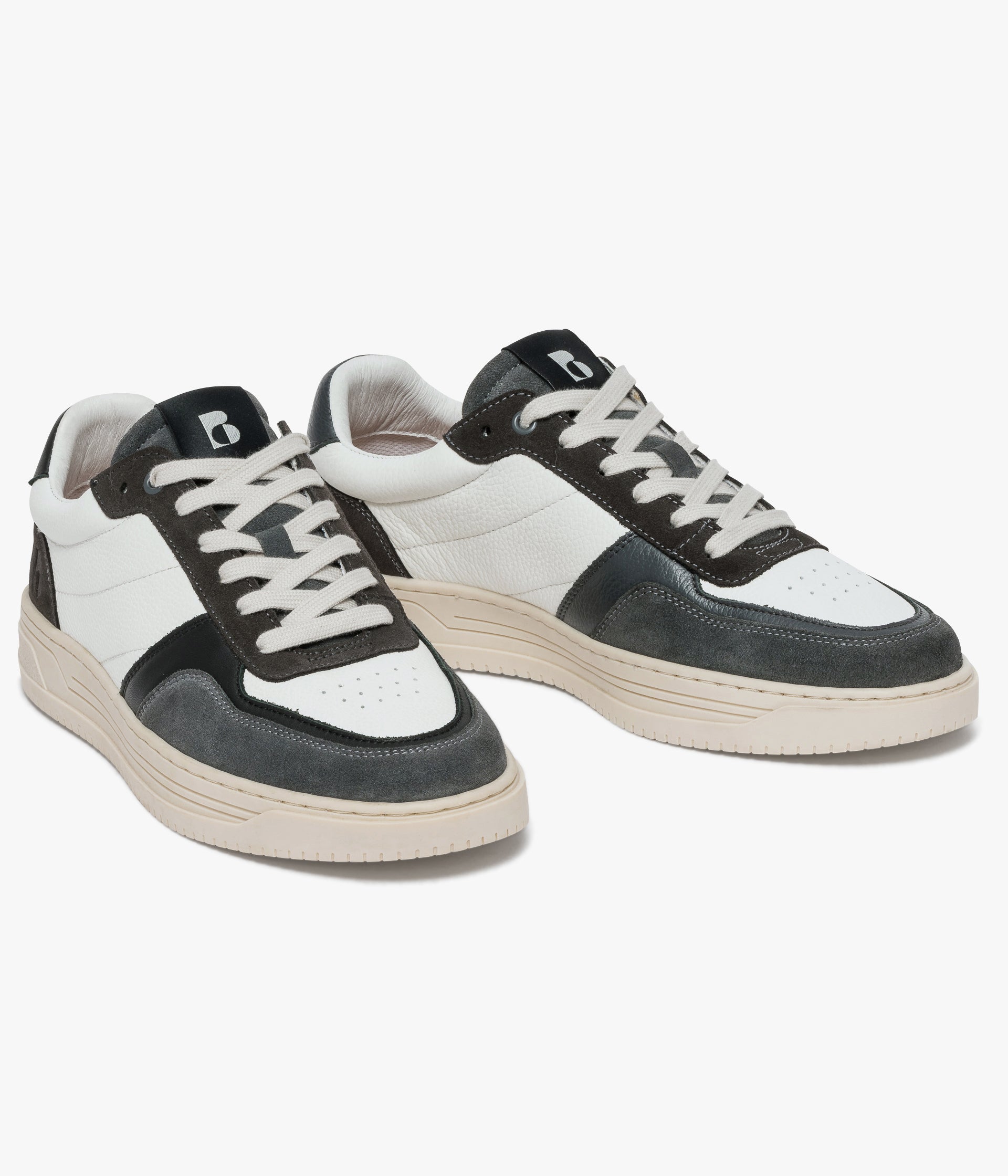 BASKET MAEL BLANC Seconde chance - 65,00 € BASKET MAEL BLANC Seconde chance Bocage reconditionné disponible sur Claquettes Market