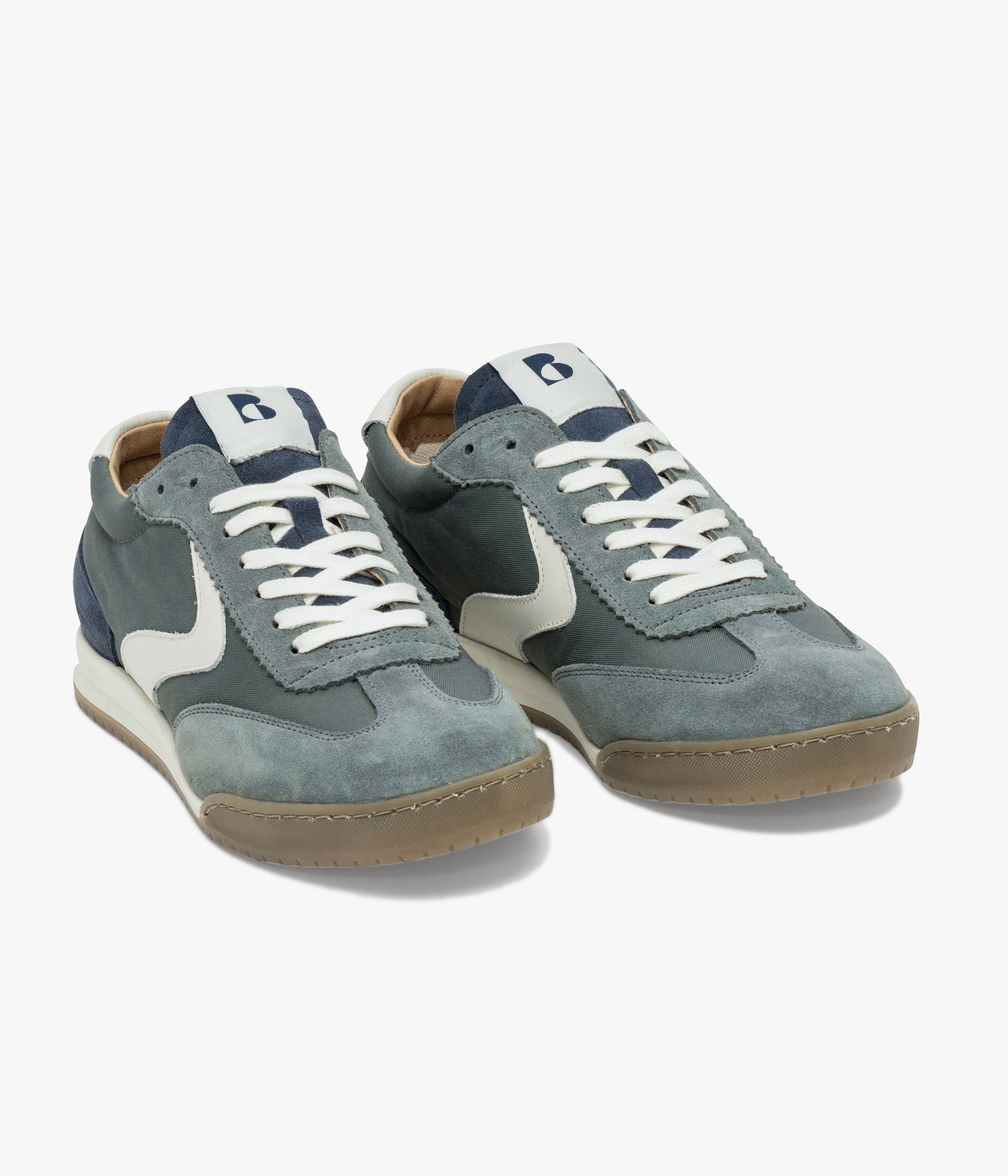 BASKET NERIO BLEU GLACIER Seconde chance - 70,00 € BASKET NERIO BLEU GLACIER Seconde chance Bocage reconditionné disponible sur Claquettes Market