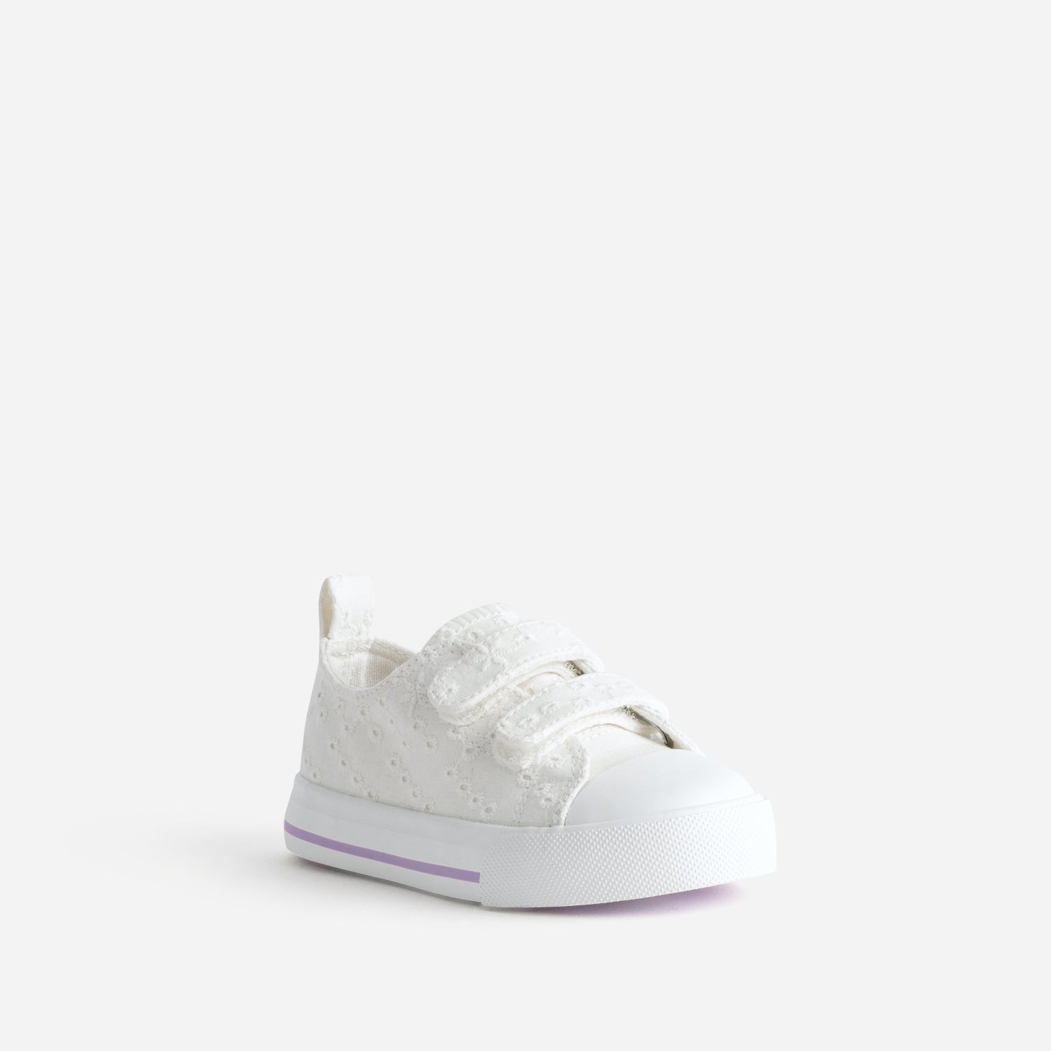 BASKET VALENTINE2 BLANC Seconde chance - 14,99 € BASKET VALENTINE2 BLANC Seconde chance N/A reconditionné disponible sur Claquettes Market