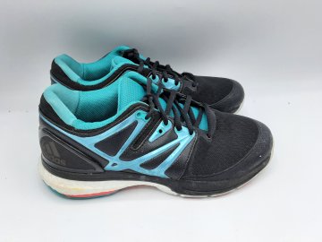 Baskets ADIDAS noires de seconde main - 20,00 € Baskets ADIDAS noires de seconde main reconditionné disponible sur Claquettes Market