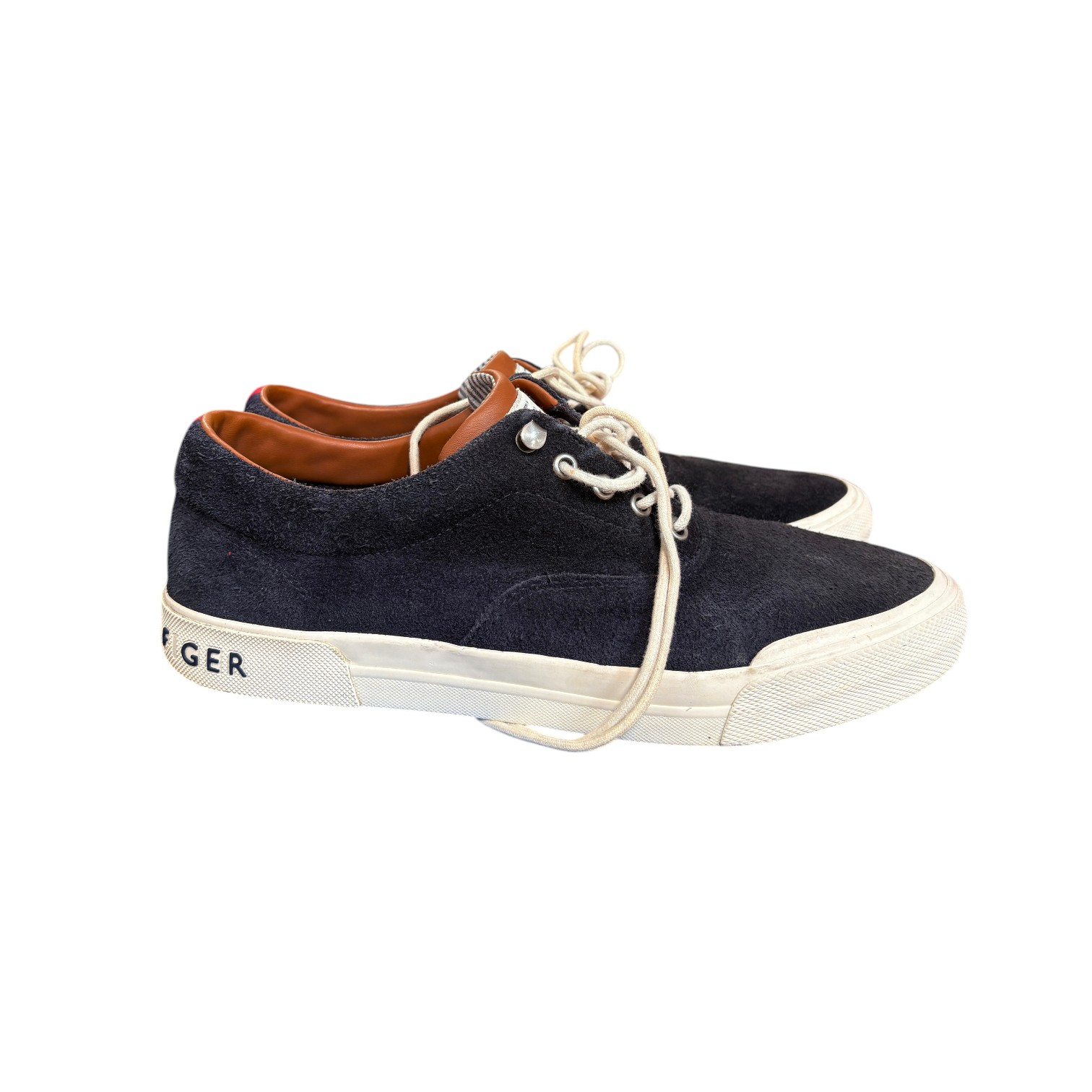 Voir photo 2 de Baskets basses Tommy Hilfiger \"Heritage Suede\" en daim bleu marine – Taille 43 Baskets basses Tommy Hilfiger \"Heritage Suede\" en daim bleu marine – Taille 43 Parfait état reconditionné photo 2