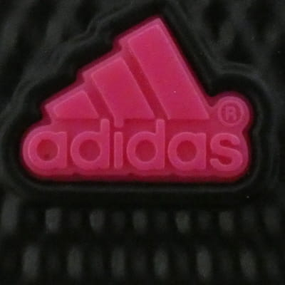 Voir photo 4 de Baskets de foot à crampons noirs et rose - garçon - Adidas - pointure 38 Baskets de foot à crampons noirs et rose - garçon - Adidas - pointure 38 reconditionné photo 4
