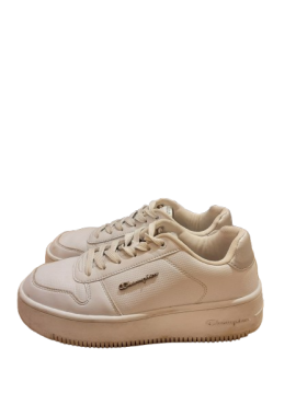 Acheter Baskets de seconde main - 20,00 € Baskets de seconde main N/A reconditionné disponible sur Claquettes Market