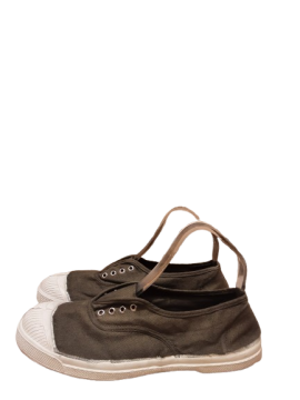 Baskets de seconde main - 10,00 € Baskets de seconde main N/A reconditionné disponible sur Claquettes Market