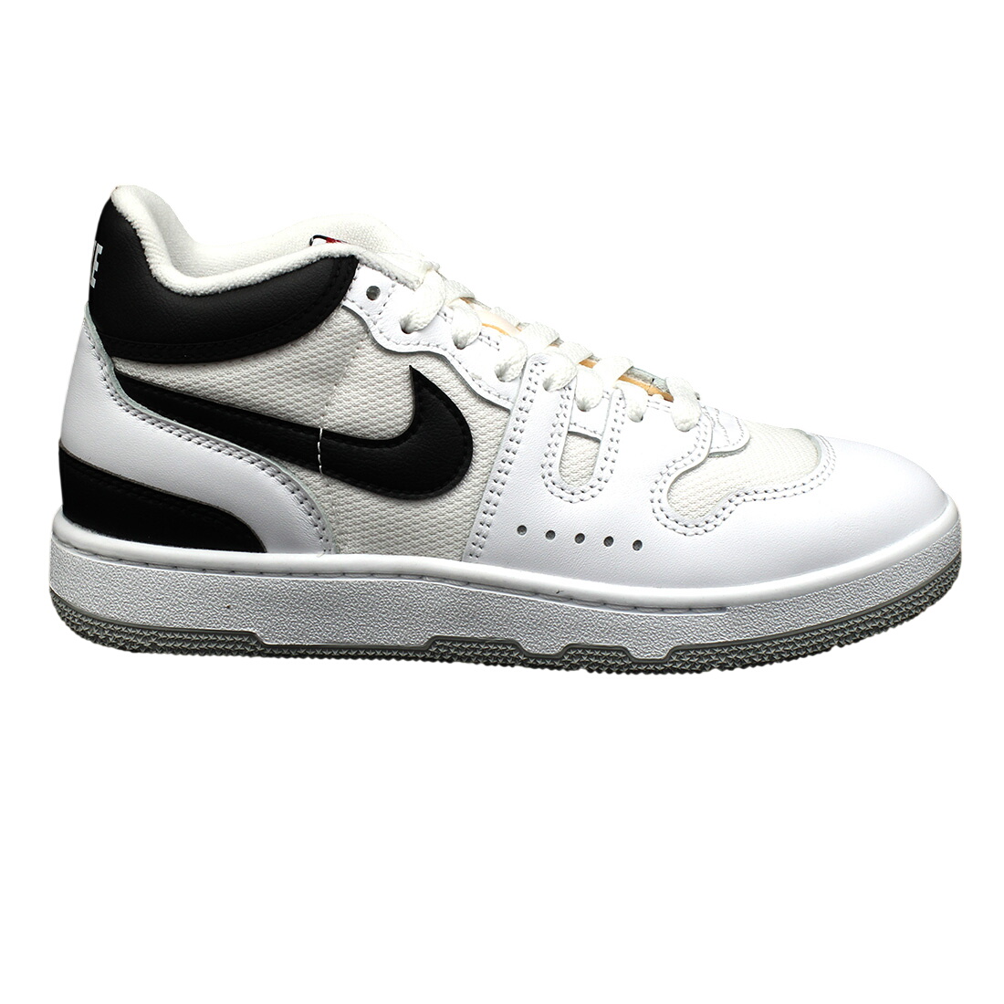 Baskets T36,5 Nike Attack SP QS - jamais portées - 40,00 € Baskets T36,5 Nike Attack SP QS - jamais portées reconditionné disponible sur Label Emmaüs