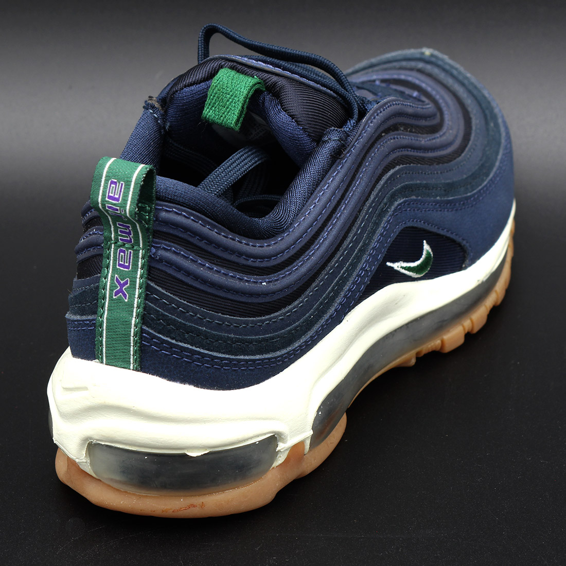 Voir photo 3 de Baskets T36 Nike Air Max 97 QS - jamais portées Baskets T36 Nike Air Max 97 QS - jamais portées reconditionné photo 3
