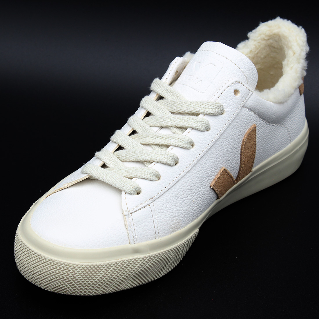 Voir photo 2 de Baskets T36 VEJA Campo Winter Chromefree - jamais portées Baskets T36 VEJA Campo Winter Chromefree - jamais portées Parfait état reconditionné photo 2