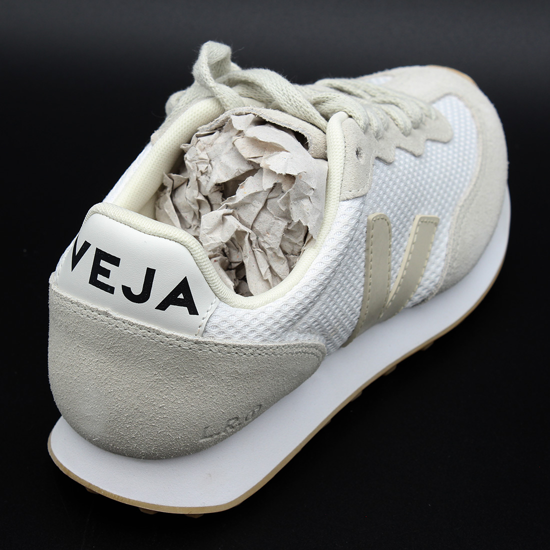 Voir photo 3 de Baskets T36 VEJA Rio Branco Alveomesh - jamais portées Baskets T36 VEJA Rio Branco Alveomesh - jamais portées Parfait état reconditionné photo 3