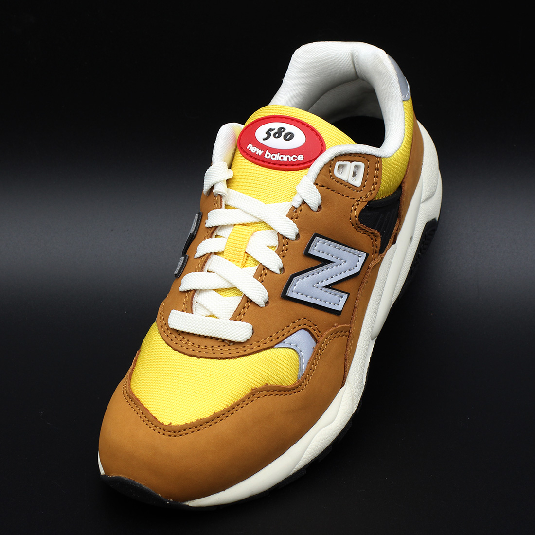 Voir photo 2 de Baskets T37,5 New Balance MT580AB2 - jamais portées Baskets T37,5 New Balance MT580AB2 - jamais portées reconditionné photo 2