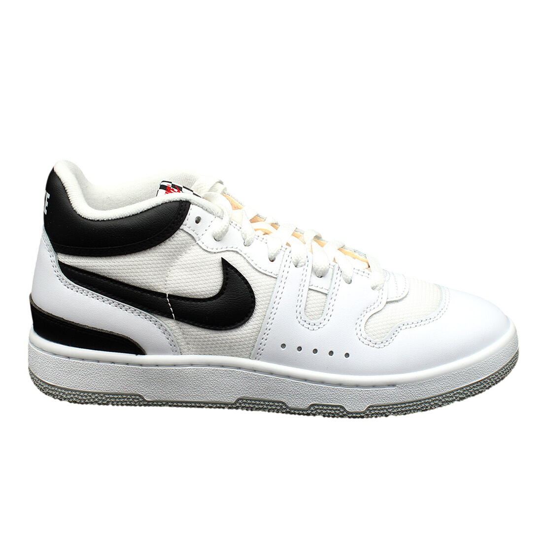Baskets T40 Nike Attack SP QS - jamais portées - 40,00 € Baskets T40 Nike Attack SP QS - jamais portées reconditionné disponible sur Label Emmaüs