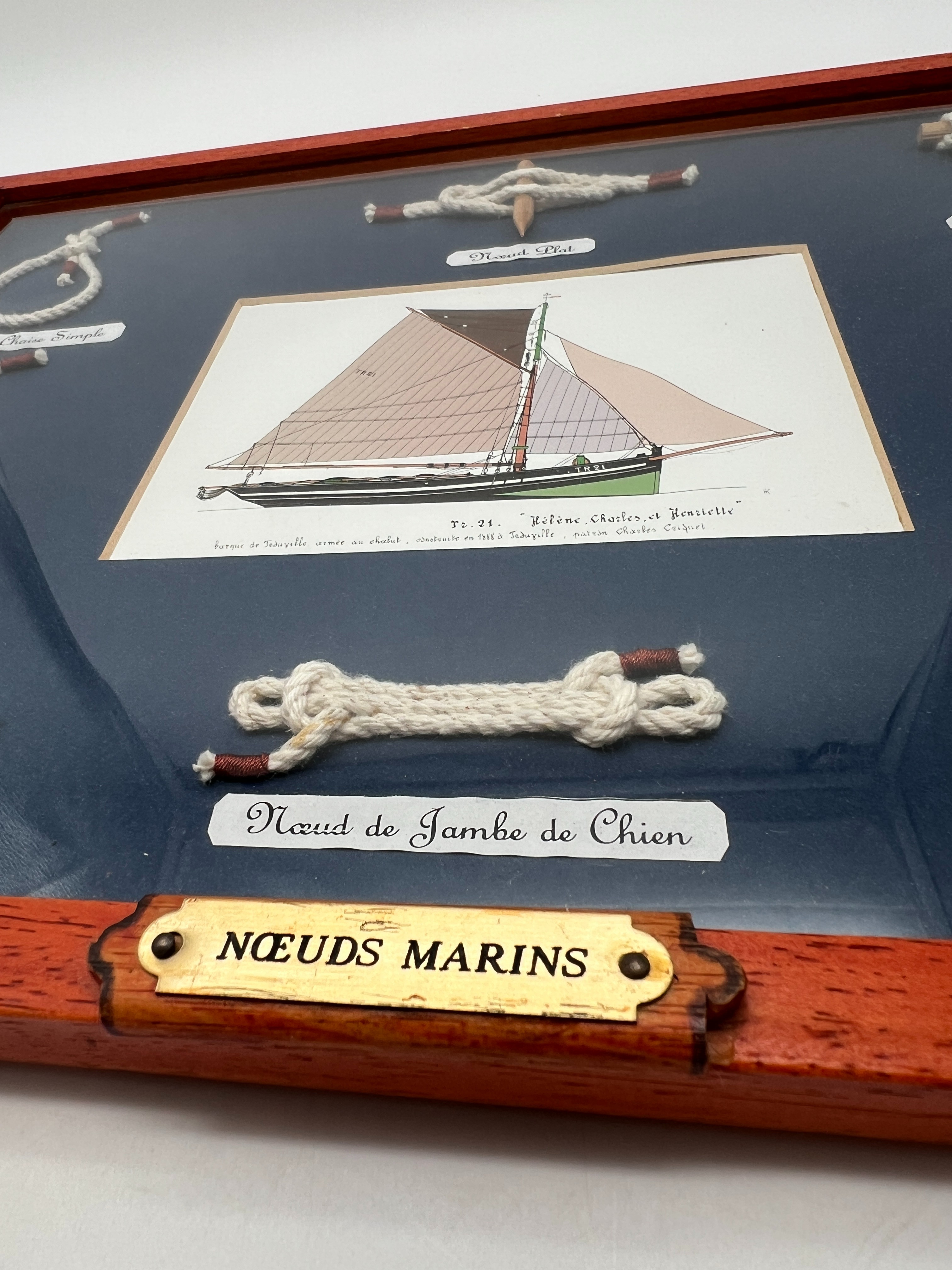 Voir photo 3 de Beau cadre de nœuds marins, art déco. Beau cadre de nœuds marins, art déco. Très bon état reconditionné photo 3