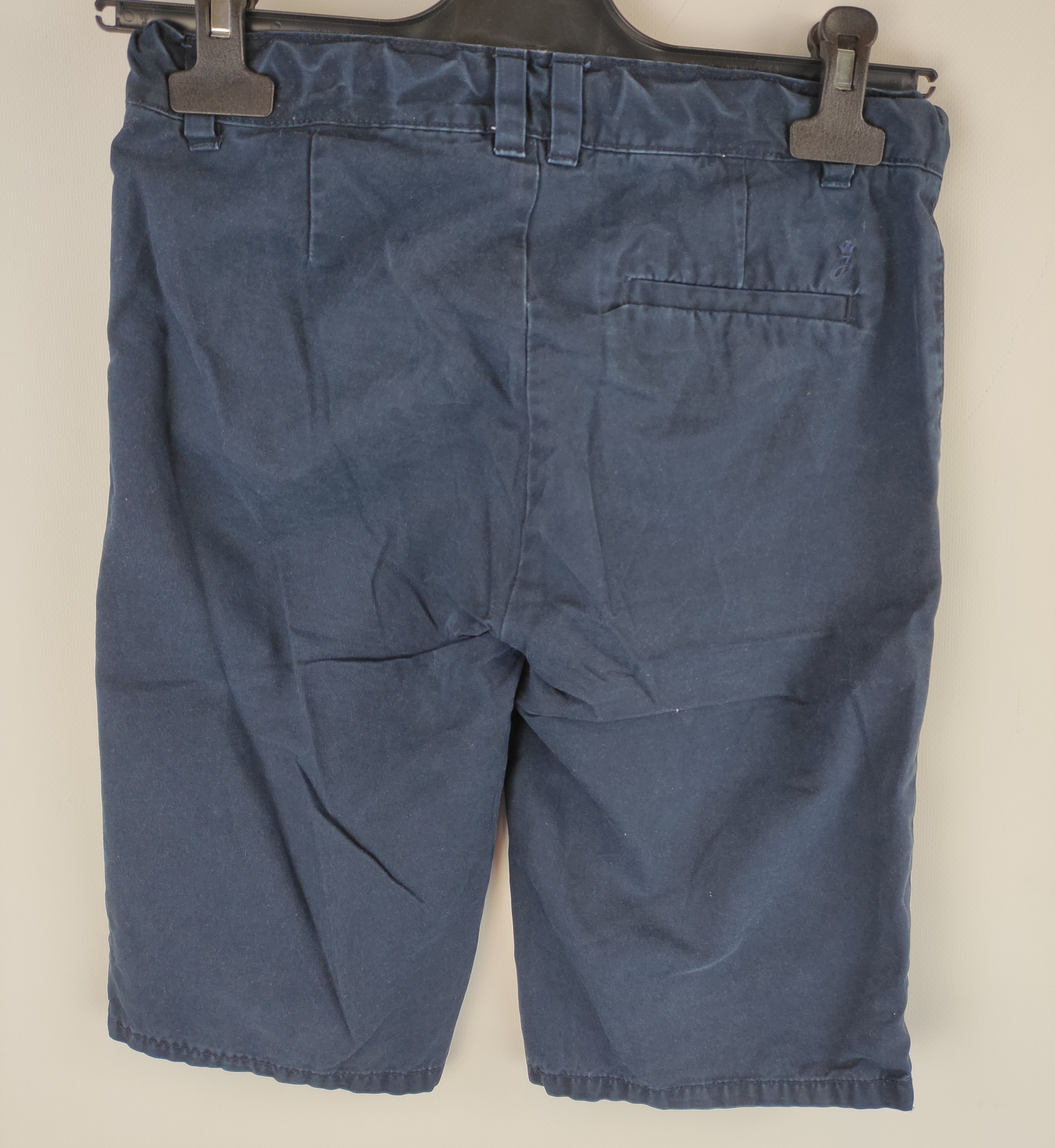 Voir photo 2 de Bermuda chino bleu marine en coton – JACADI – 12 ans (152 cm) Bermuda chino bleu marine en coton – JACADI – 12 ans (152 cm) Très bon état reconditionné photo 2