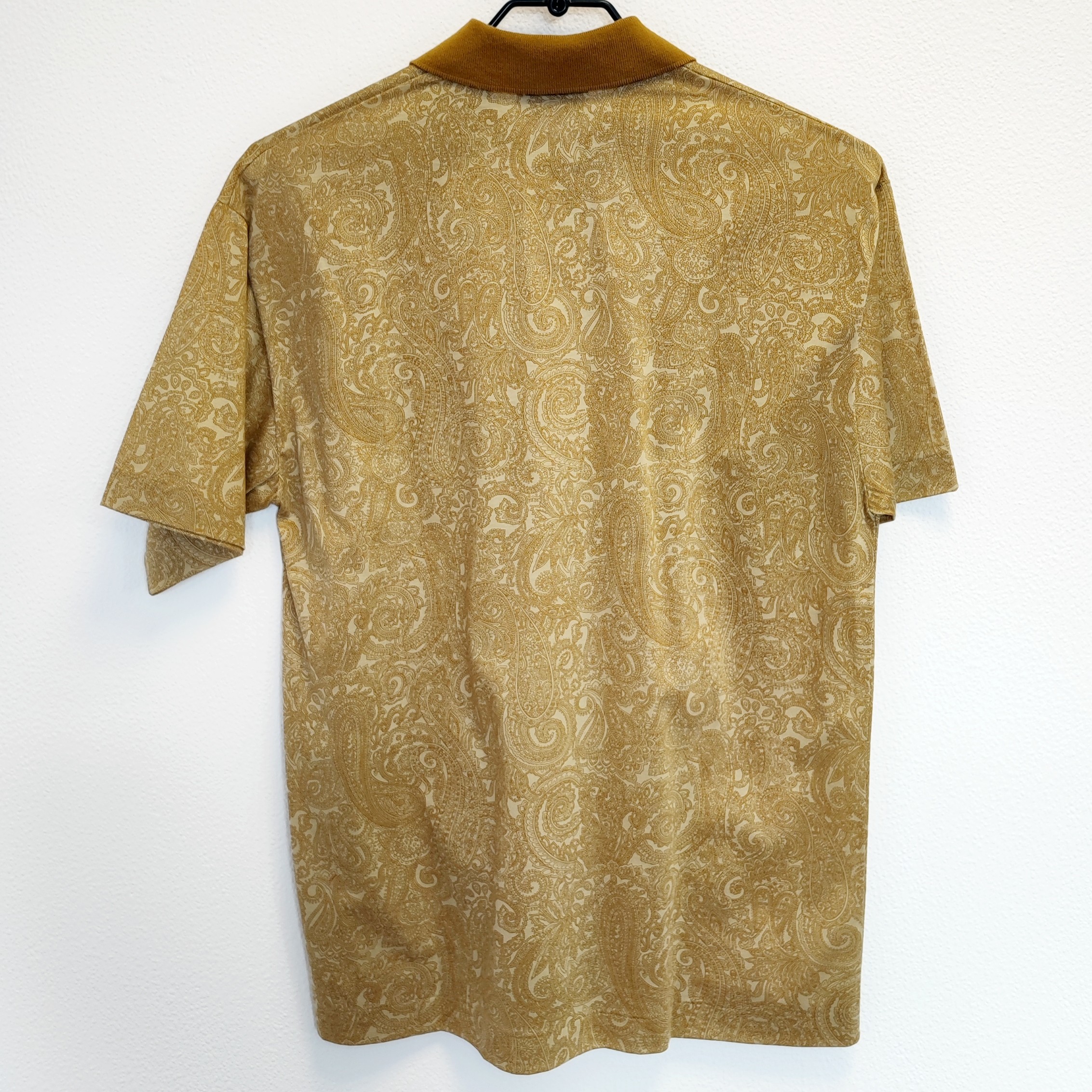 Voir photo 3 de BEYRAC - T-shirt style polo - T3 - Homme BEYRAC - T-shirt style polo - T3 - Homme Très bon état reconditionné photo 3