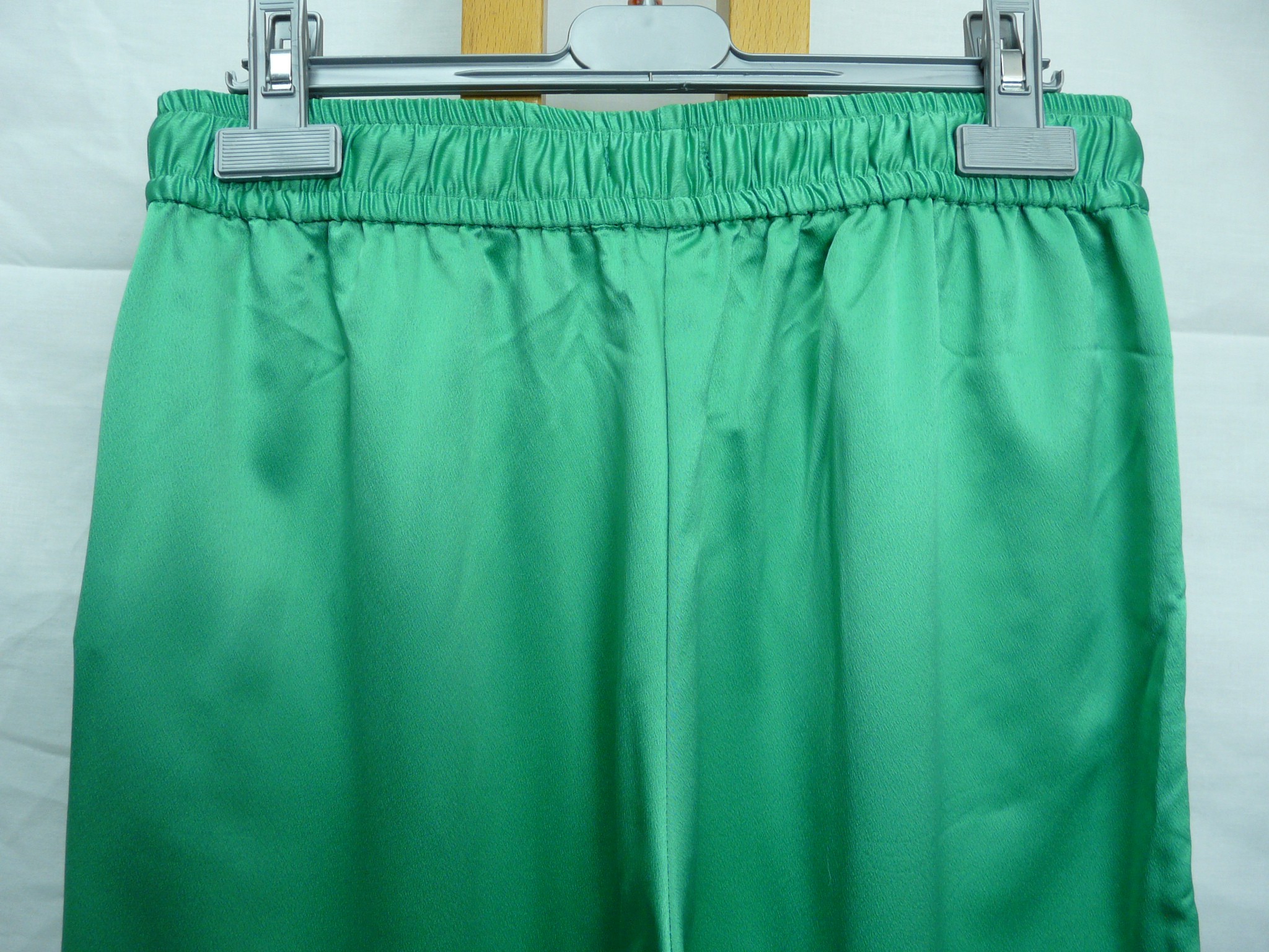 Voir photo 4 de BF102 - Pantalon satiné - BZB - Taille M BF102 - Pantalon satiné - BZB - Taille M Très bon état reconditionné photo 4