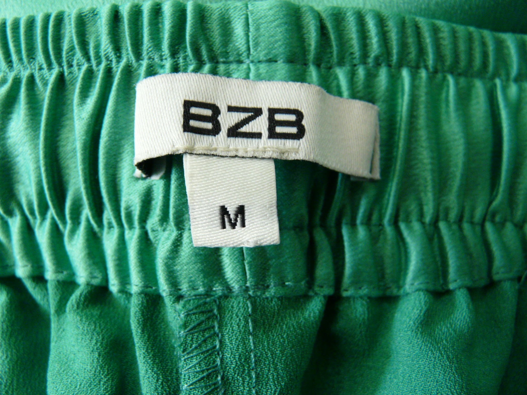 Voir photo 6 de BF102 - Pantalon satiné - BZB - Taille M BF102 - Pantalon satiné - BZB - Taille M Très bon état reconditionné photo 6