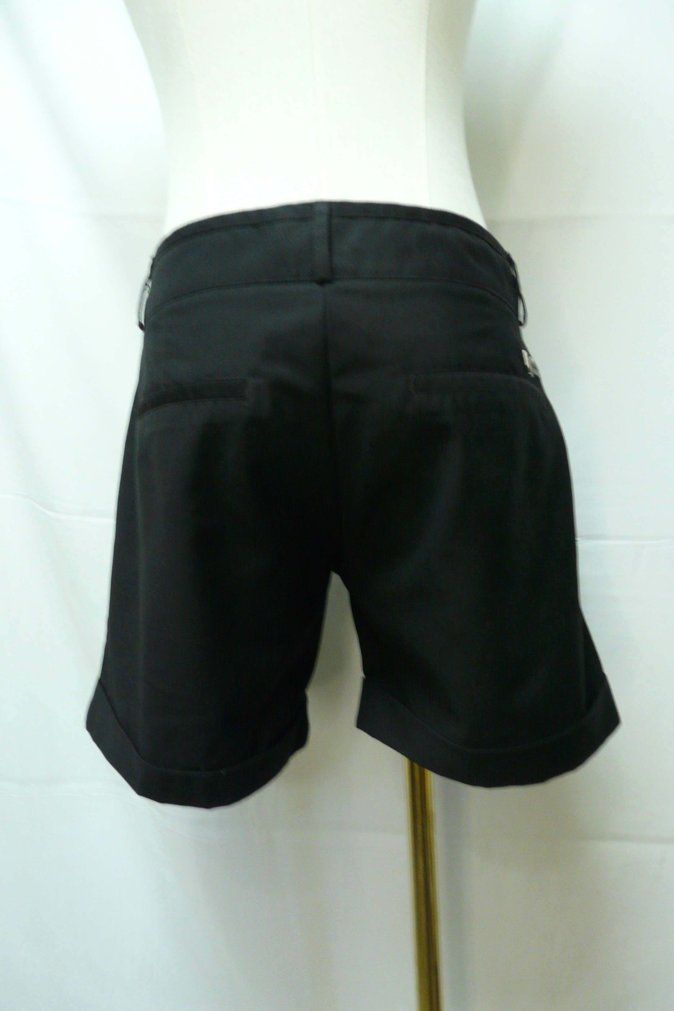 Voir photo 2 de BF267 - Mini Short - Les Petites Bombes - Taille M BF267 - Mini Short - Les Petites Bombes - Taille M Bon état reconditionné photo 2