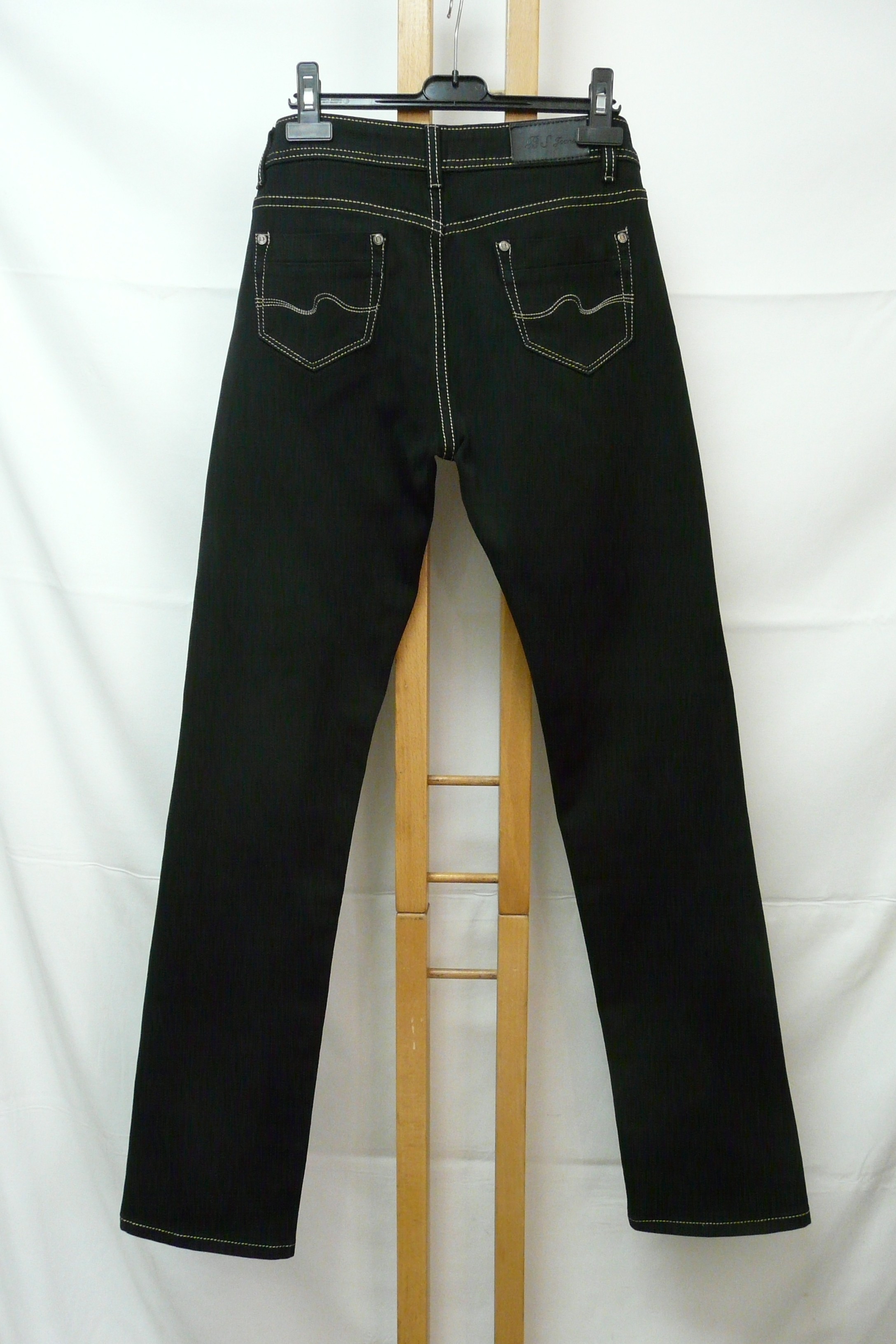 Voir photo 2 de BF327 - Jean slim - BS Jeans - Taille 36 BF327 - Jean slim - BS Jeans - Taille 36 Très bon état reconditionné photo 2