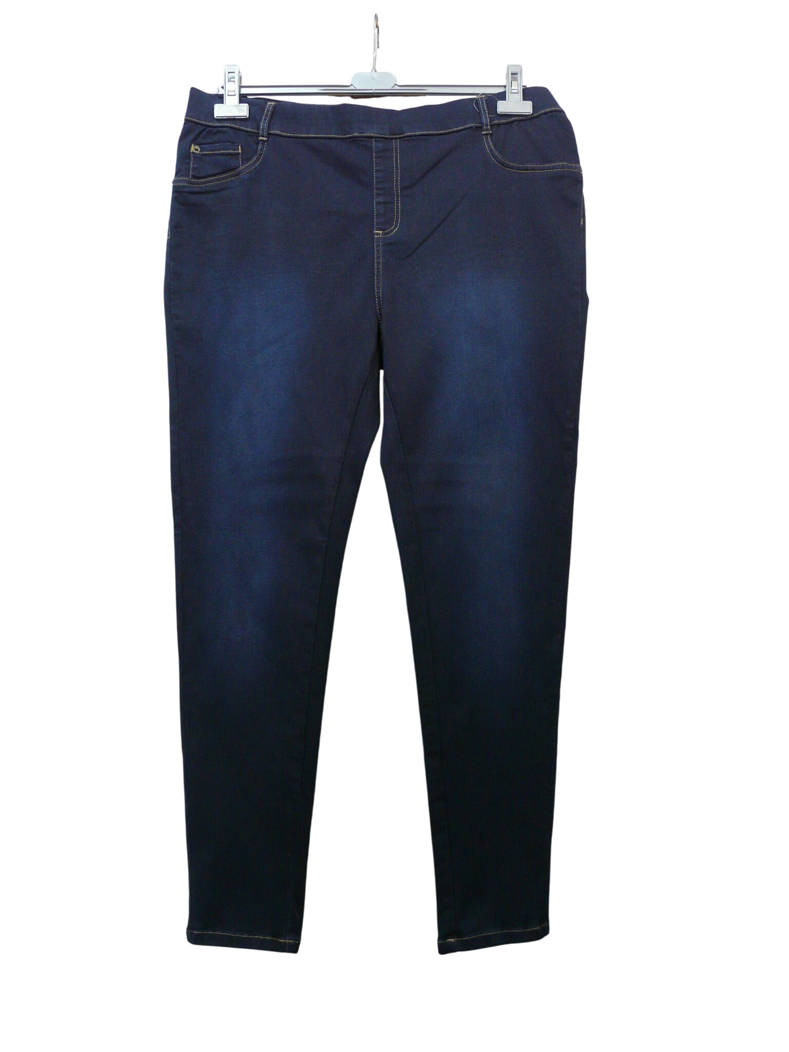 Acheter BF365 - Jegging "pulp" - Gémo - Taille 54 Parfait état - 11,00 € BF365 - Jegging "pulp" - Gémo - Taille 54 Parfait état reconditionné disponible sur Label Emmaüs
