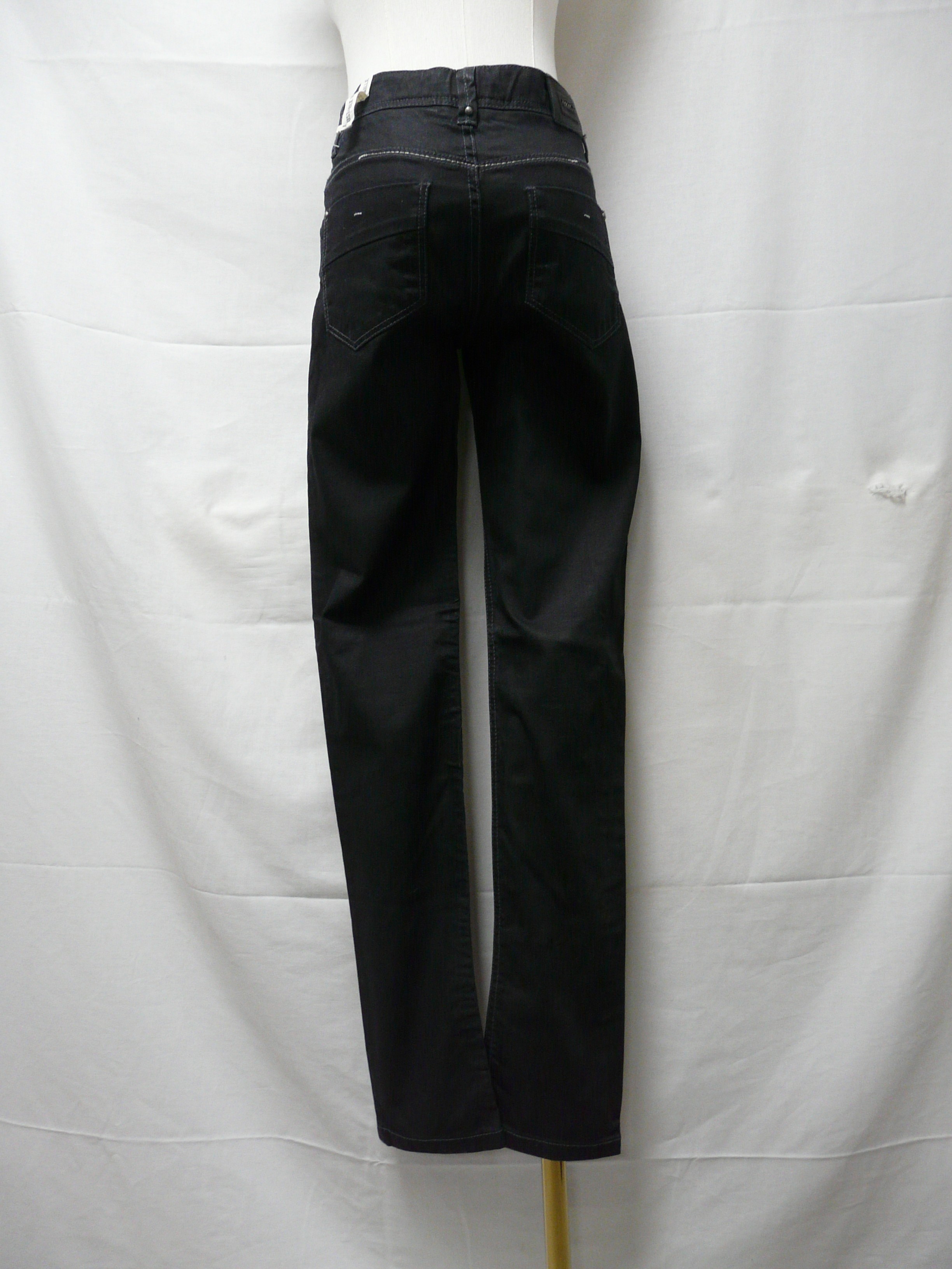 Voir photo 2 de BF39 - Jean coupe slim - IKKS - Taille 34 BF39 - Jean coupe slim - IKKS - Taille 34 Bon état reconditionné photo 2