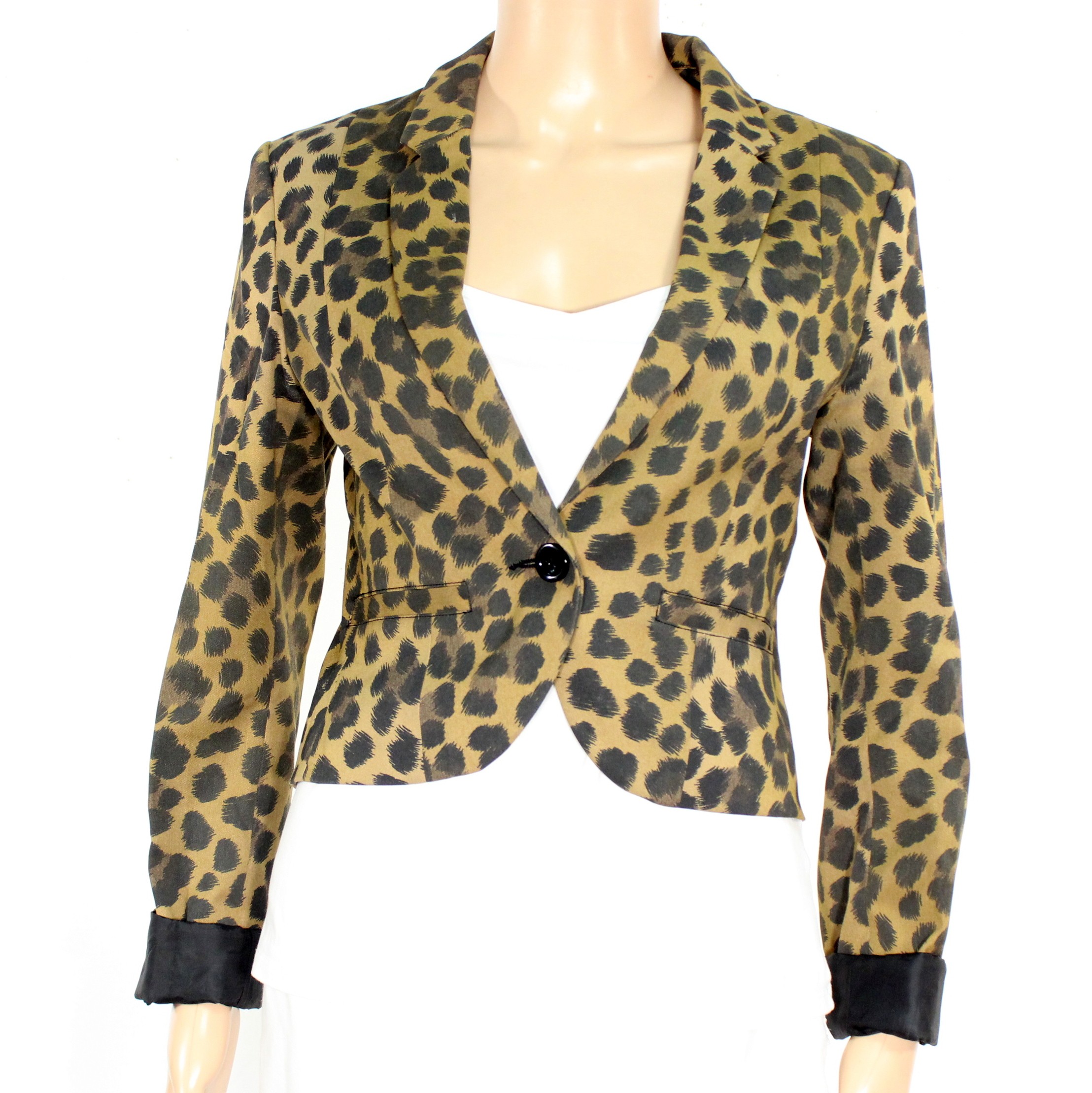Acheter Blazer Femme Camel H&M Taille 38 Bon état - 11,50 € Blazer Femme Camel H&M Taille 38 Bon état reconditionné disponible sur Label Emmaüs
