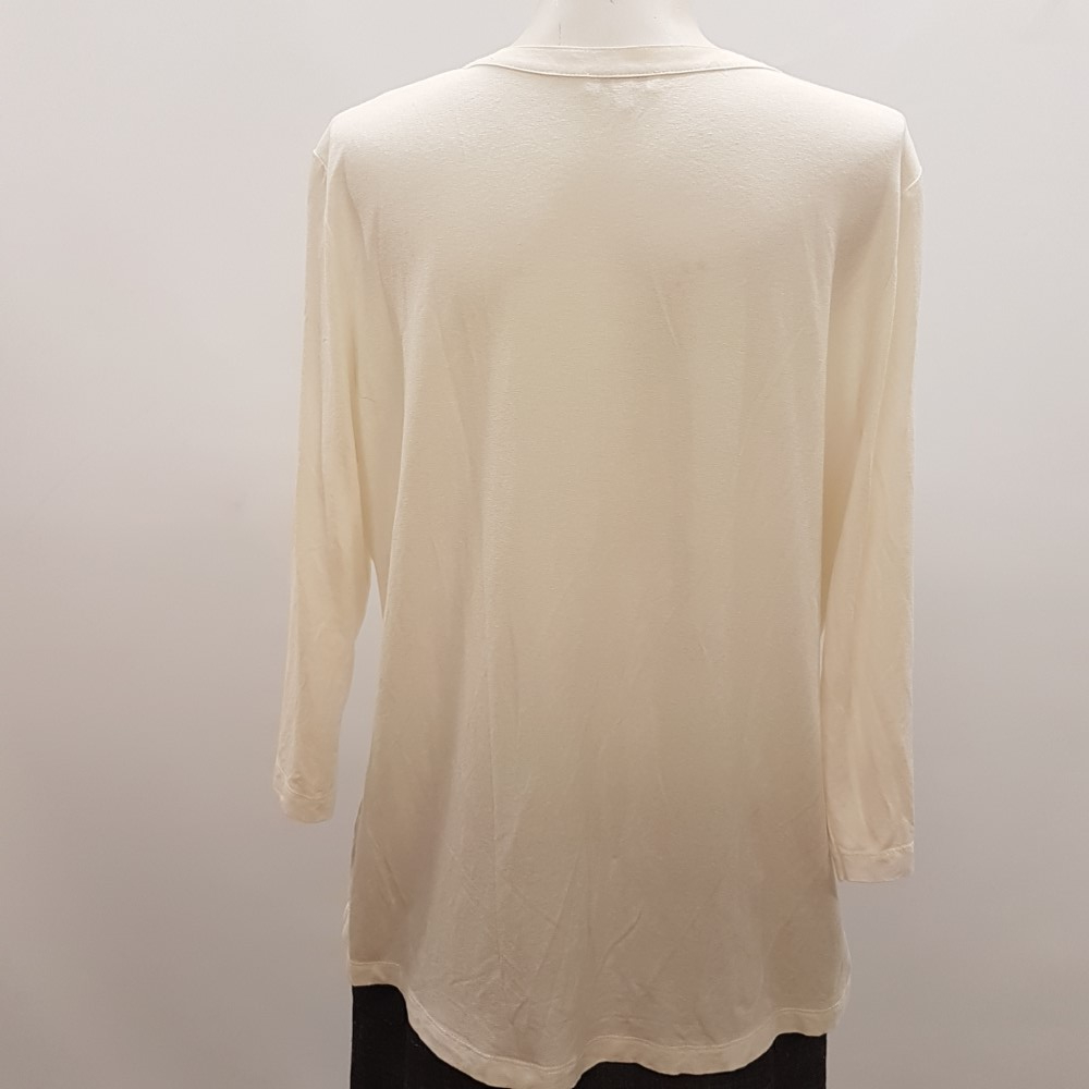 Voir photo 3 de Blouse blanche - ZAMBA - Taille 3 Blouse blanche - ZAMBA - Taille 3 Très bon état reconditionné photo 3