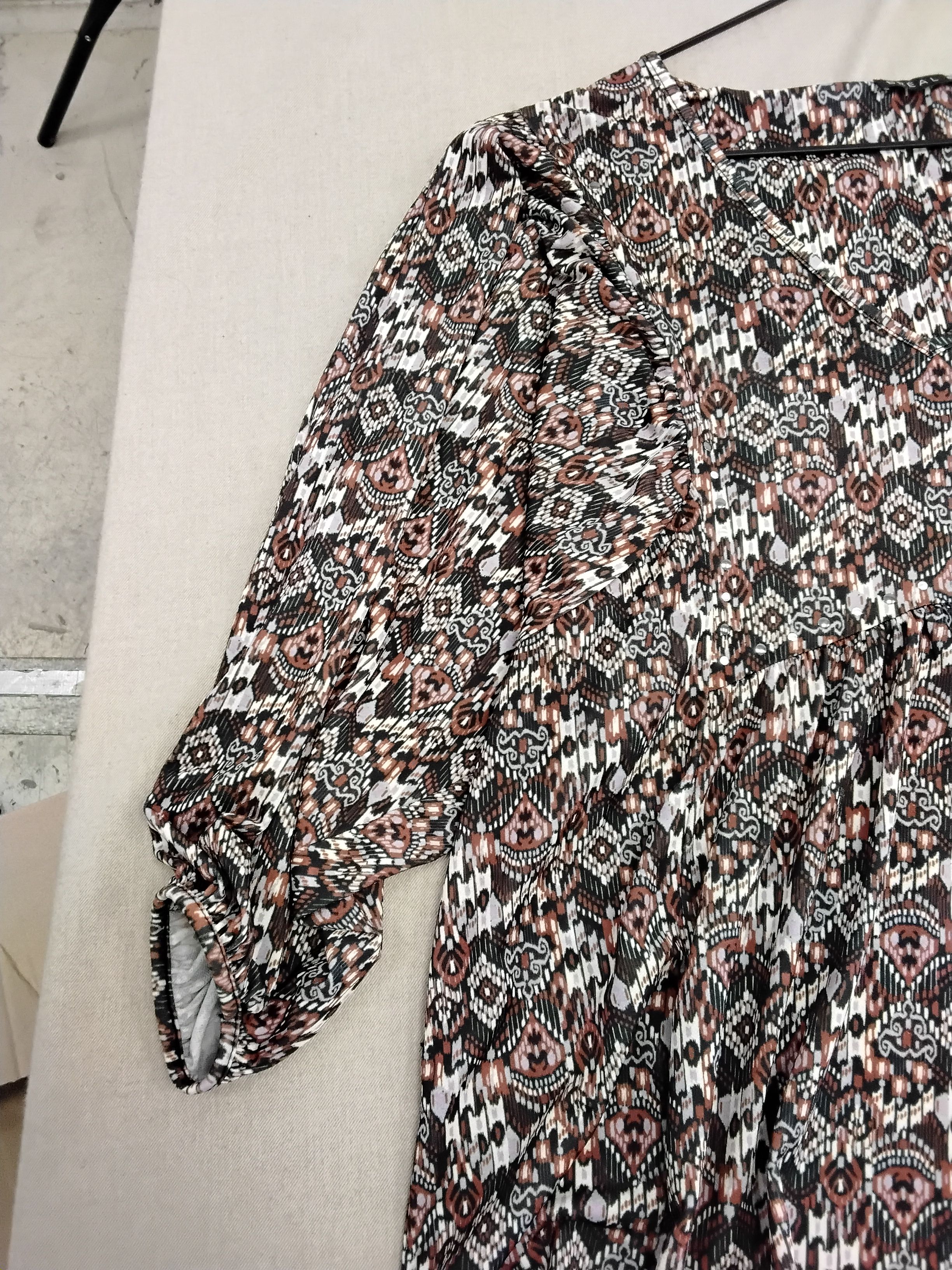 Voir photo 4 de Blouse Bréal Taille 38 Blouse Bréal Taille 38 Bon état reconditionné photo 4