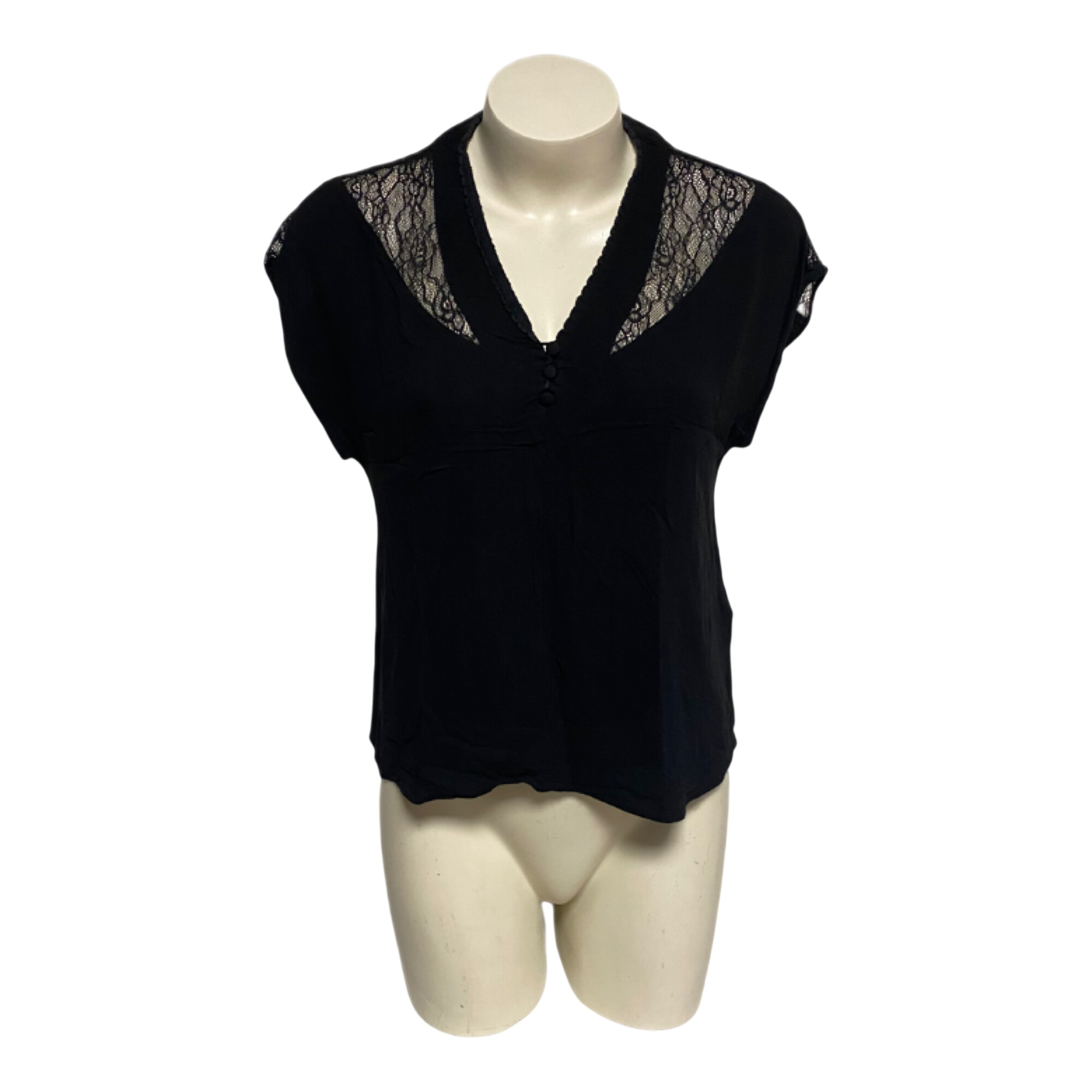 Blouse Femme à sans manches - Naf Naf - 40 Très bon état - 12,00 € Blouse Femme à sans manches - Naf Naf - 40 Très bon état reconditionné disponible sur Label Emmaüs
