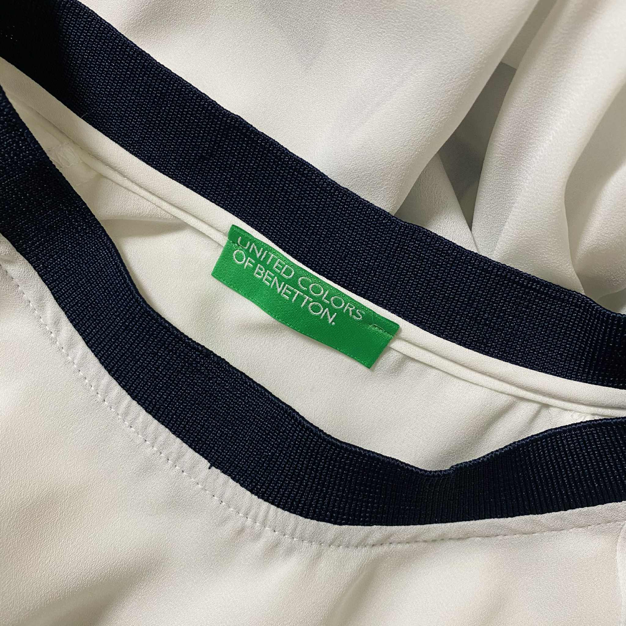 Voir photo 3 de Blouse Femme - United Colors Of Benetton - L Blouse Femme - United Colors Of Benetton - L Très bon état reconditionné photo 3