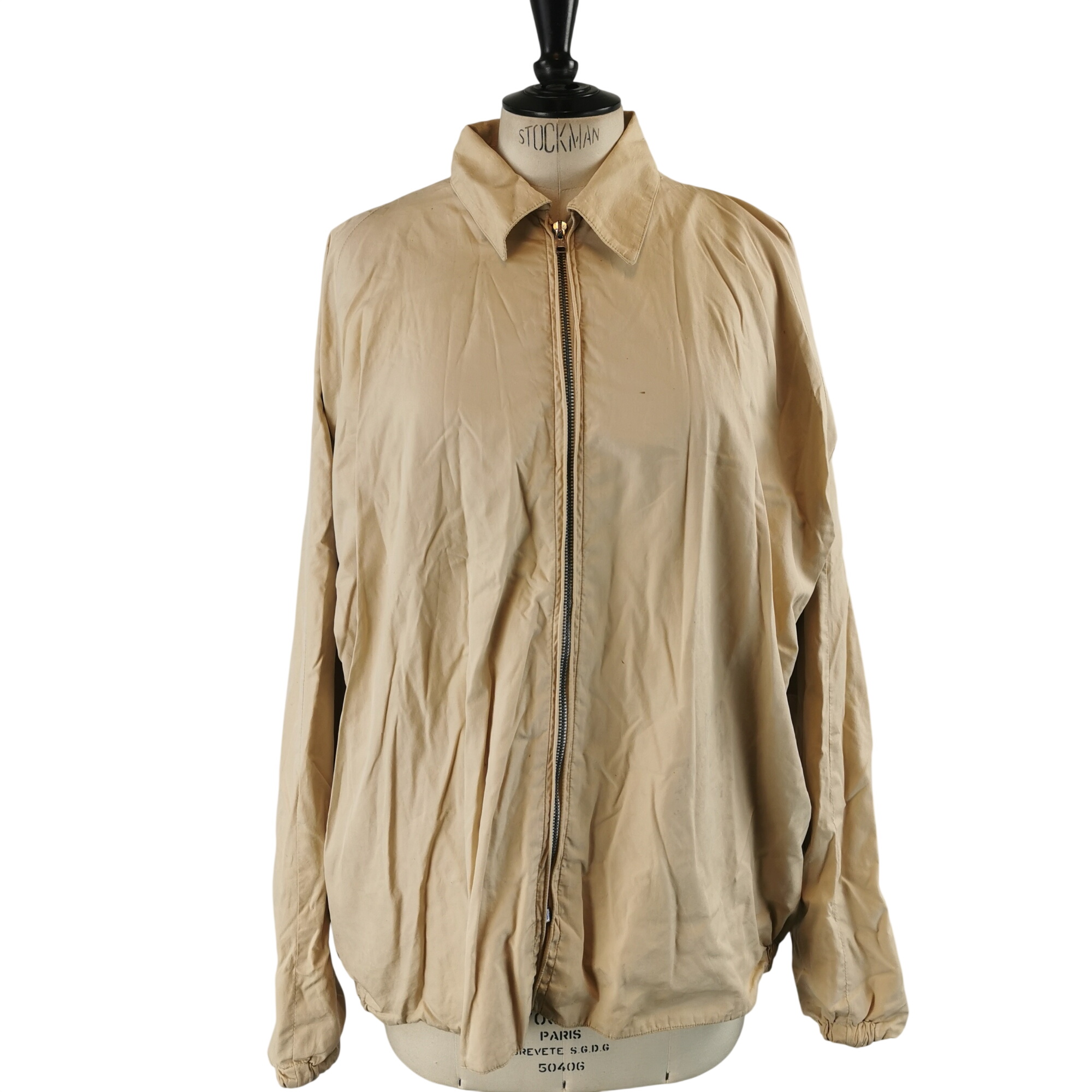 Acheter Blouson - Craigton - Taille M (estimée) - Ecru Bon état - 11,00 € Blouson - Craigton - Taille M (estimée) - Ecru Bon état reconditionné disponible sur Label Emmaüs