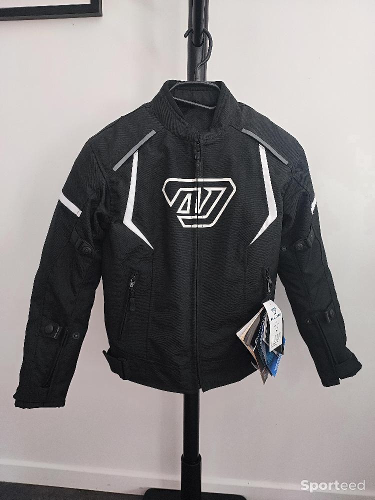 Blouson moto enfant All One A1 Track JR - Taille 10 ans - Neuf avec étiquette Comme neuf (c'est déjà la condition standard) N/A (ou "All One" si la marque est connue reconditionné disponible sur Sporteed