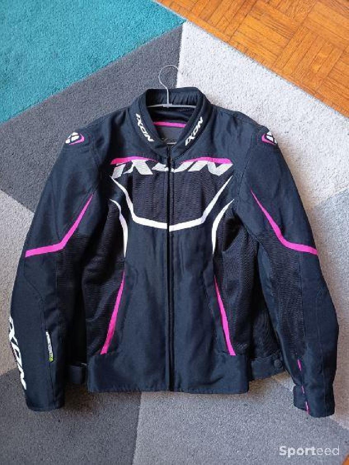 Blouson moto IXON Très bon état Ixon reconditionné disponible sur Sporteed