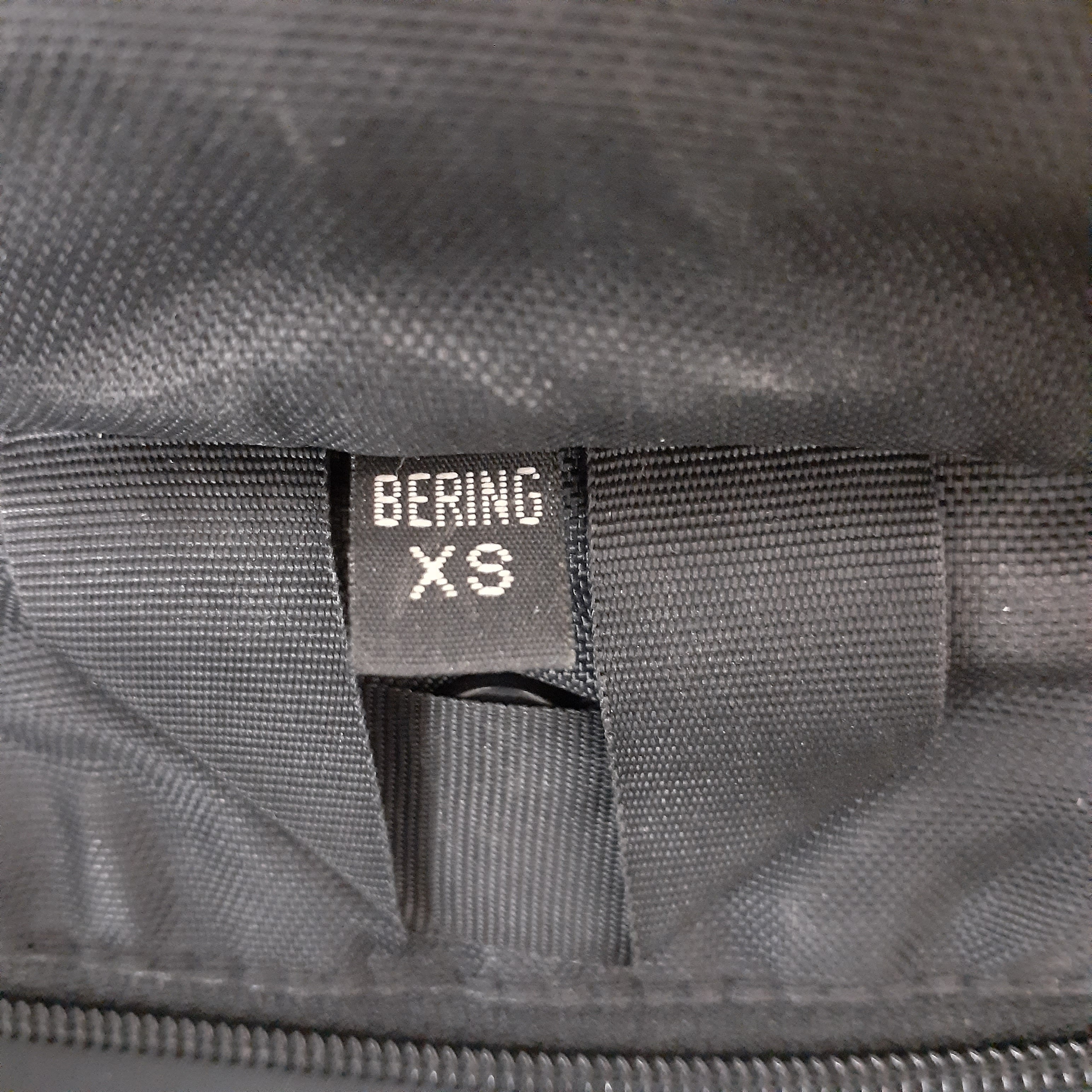 Voir photo 12 de Blouson moto protections coudes et épaules BERING Blouson moto protections coudes et épaules BERING Très bon état reconditionné photo 12