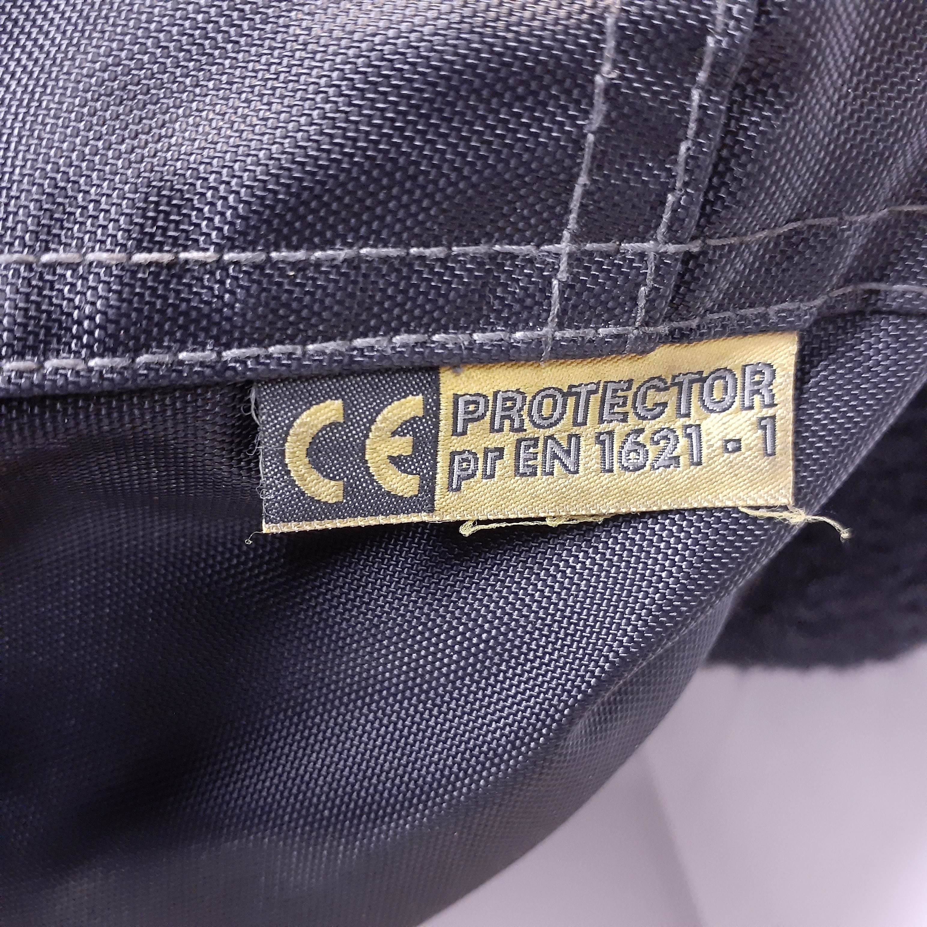 Voir photo 16 de Blouson moto protections coudes et épaules BERING Blouson moto protections coudes et épaules BERING Très bon état reconditionné photo 16