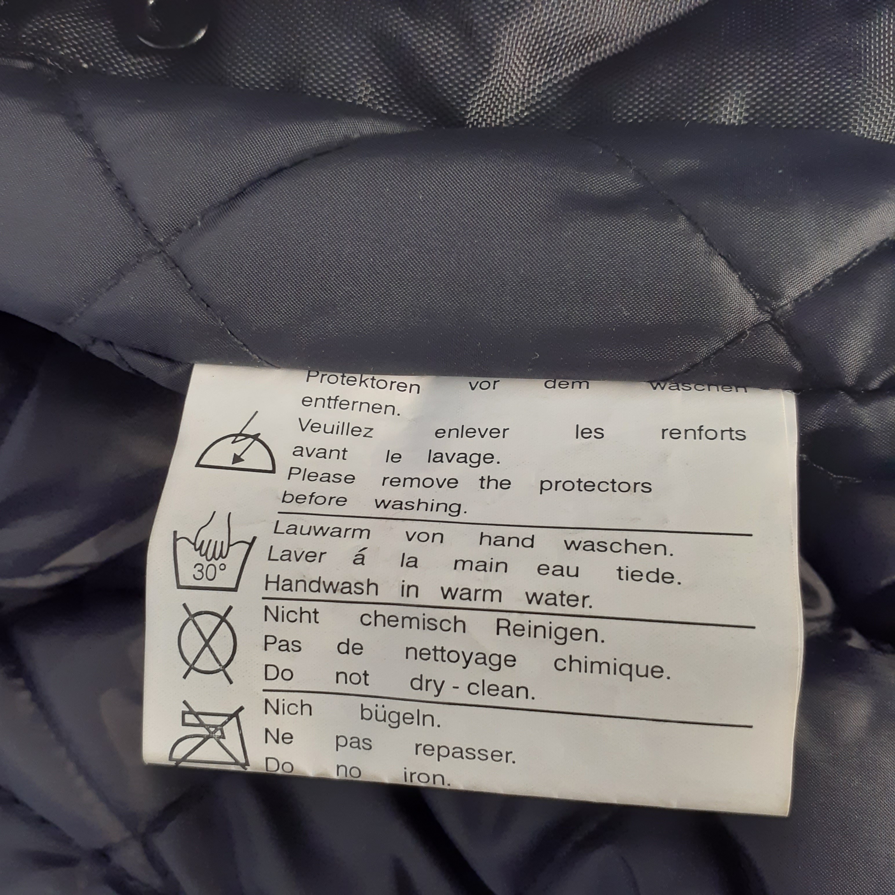 Voir photo 5 de Blouson moto protections coudes et épaules BERING Blouson moto protections coudes et épaules BERING Très bon état reconditionné photo 5