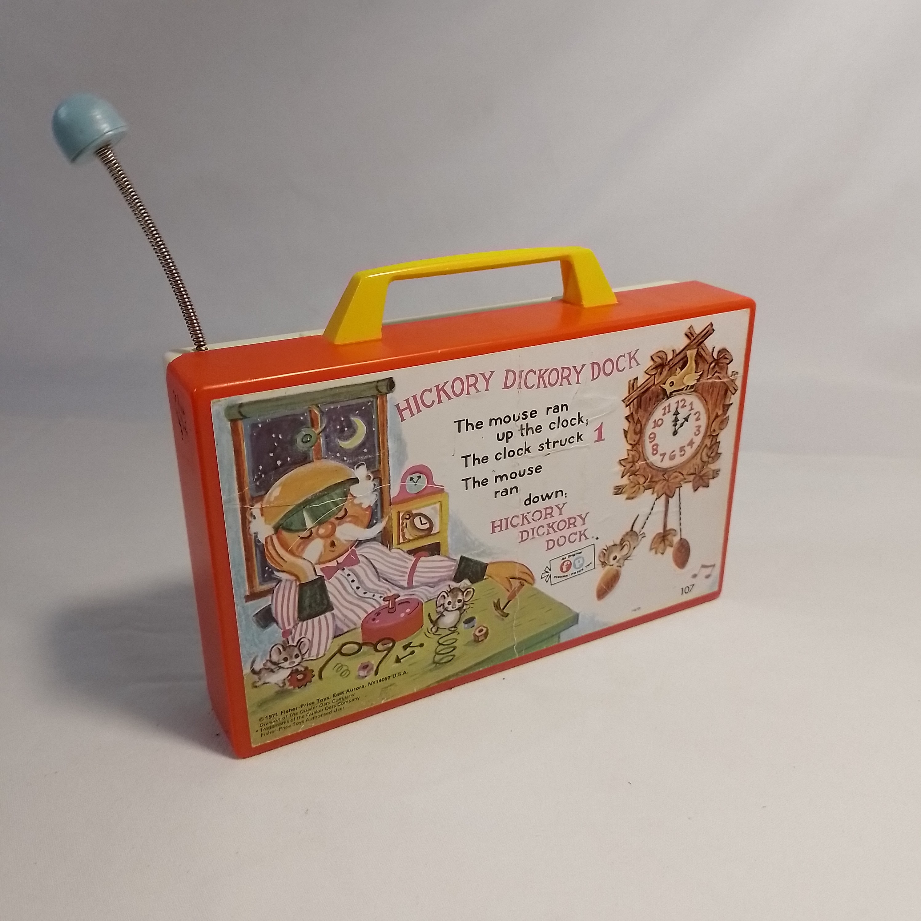 Voir photo 2 de Boîte à musique Radio Réveil, Fisher Price année 70 Boîte à musique Radio Réveil, Fisher Price année 70 Bon état reconditionné photo 2