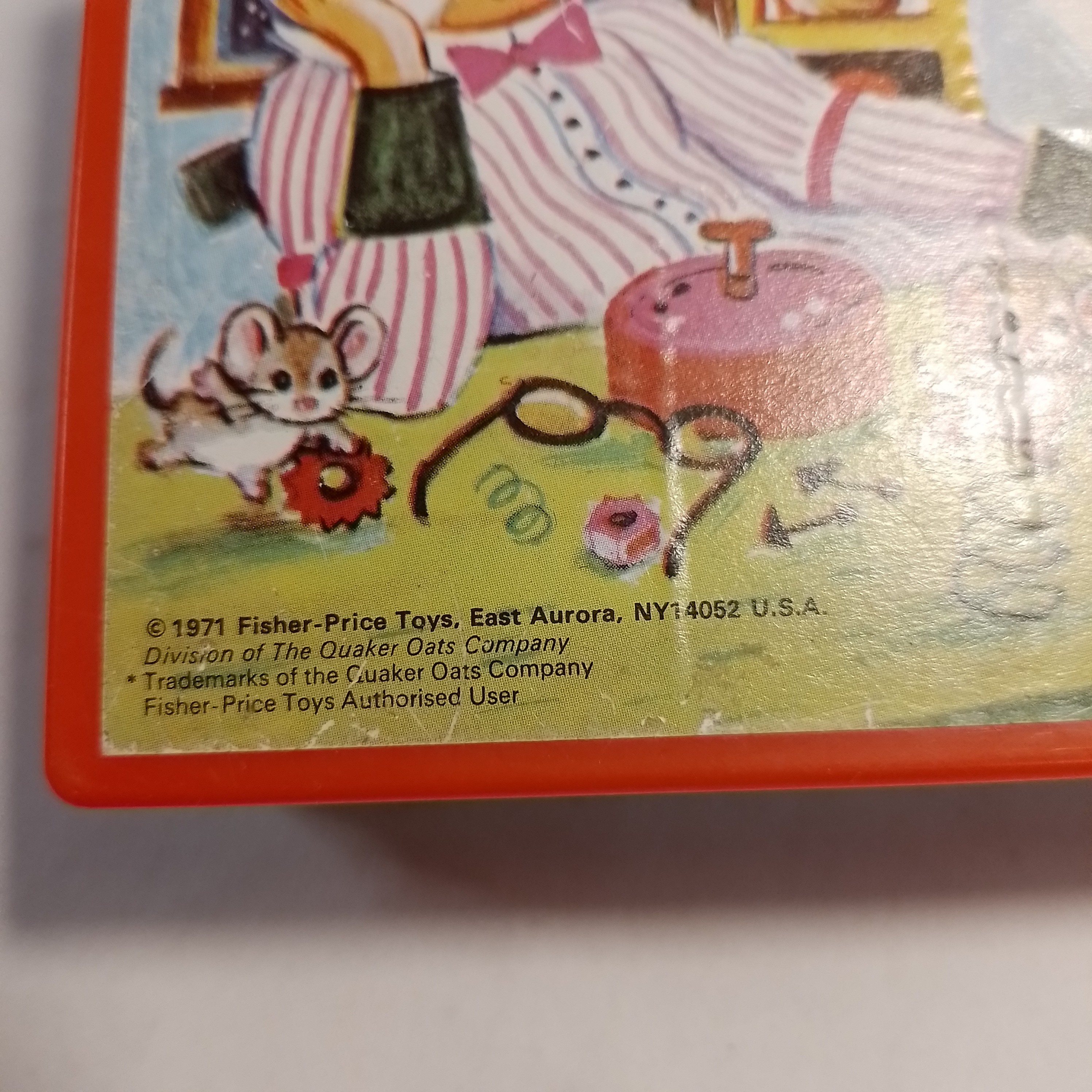 Voir photo 5 de Boîte à musique Radio Réveil, Fisher Price année 70 Boîte à musique Radio Réveil, Fisher Price année 70 Bon état reconditionné photo 5