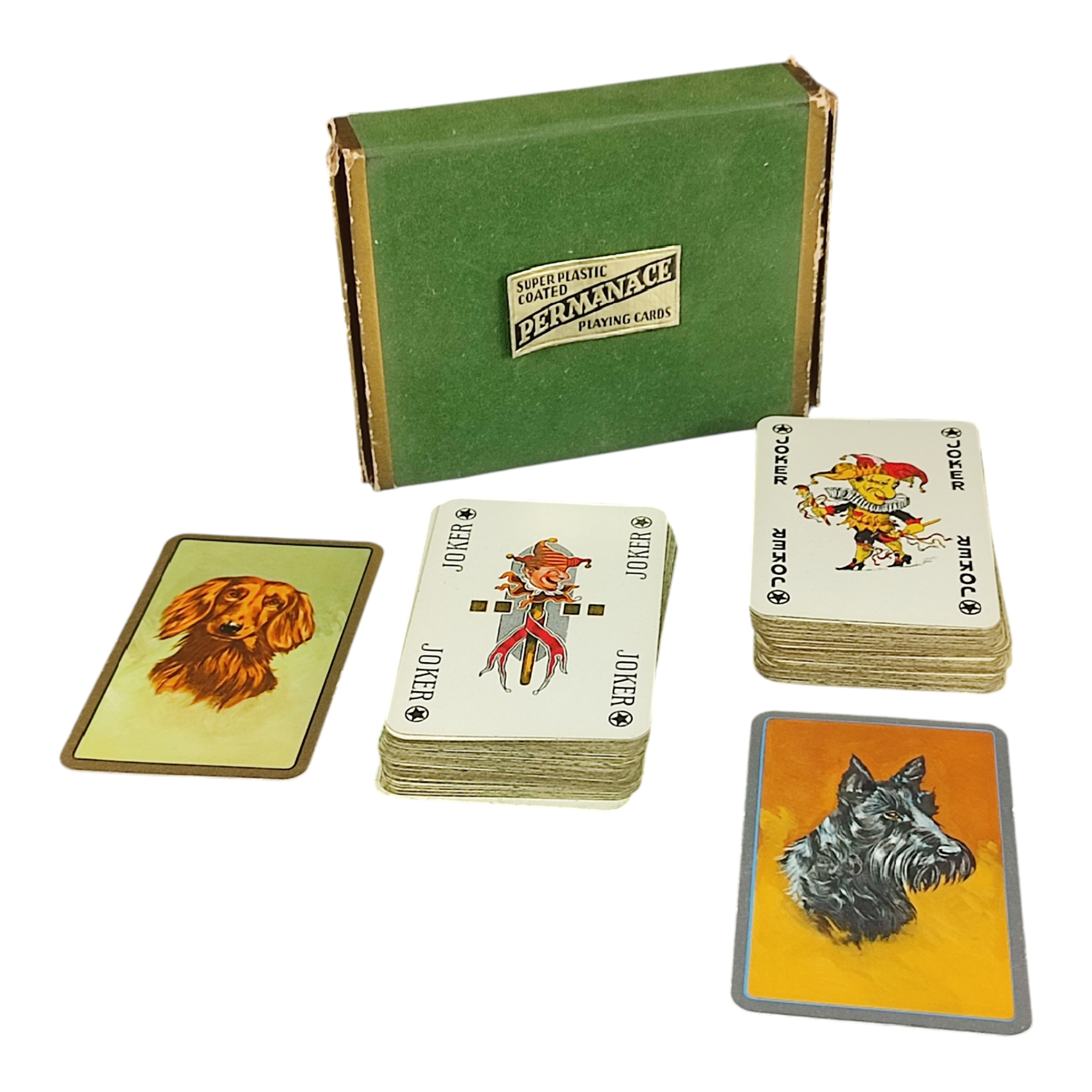 Acheter Boîte avec 2 jeux de cartes vintage - Playing cards PERMANACE - Revêtement plastique extrême - Dos de carte à tête de chien - Complet État correct - 15,00 € Boîte avec 2 jeux de cartes vintage - Playing cards PERMANACE - Revêtement plastique extrême - Dos de carte à tête de chien - Complet État correct reconditionné disponible sur Label Emmaüs