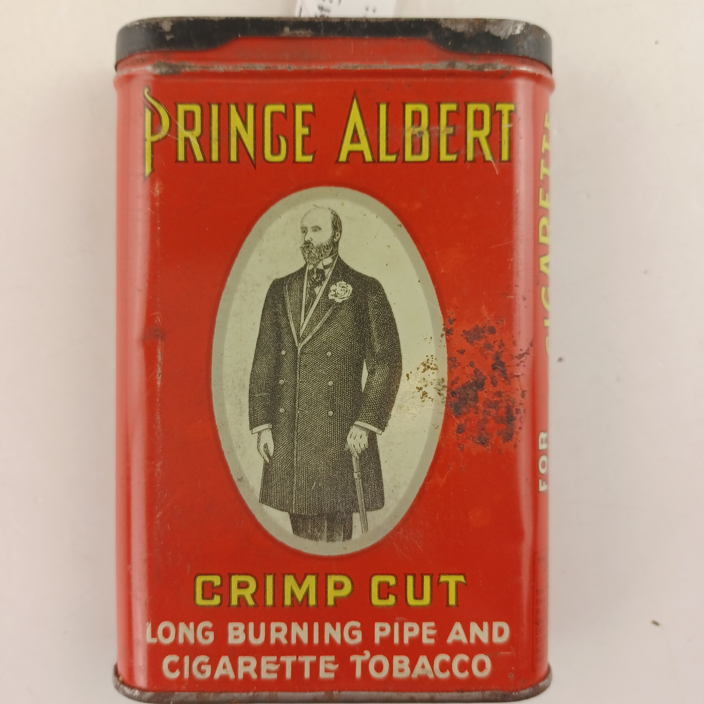 Voir photo 2 de Boite de métal tabatière du Prince Albert Crimp Cut Boite de métal tabatière du Prince Albert Crimp Cut Très bon état reconditionné photo 2