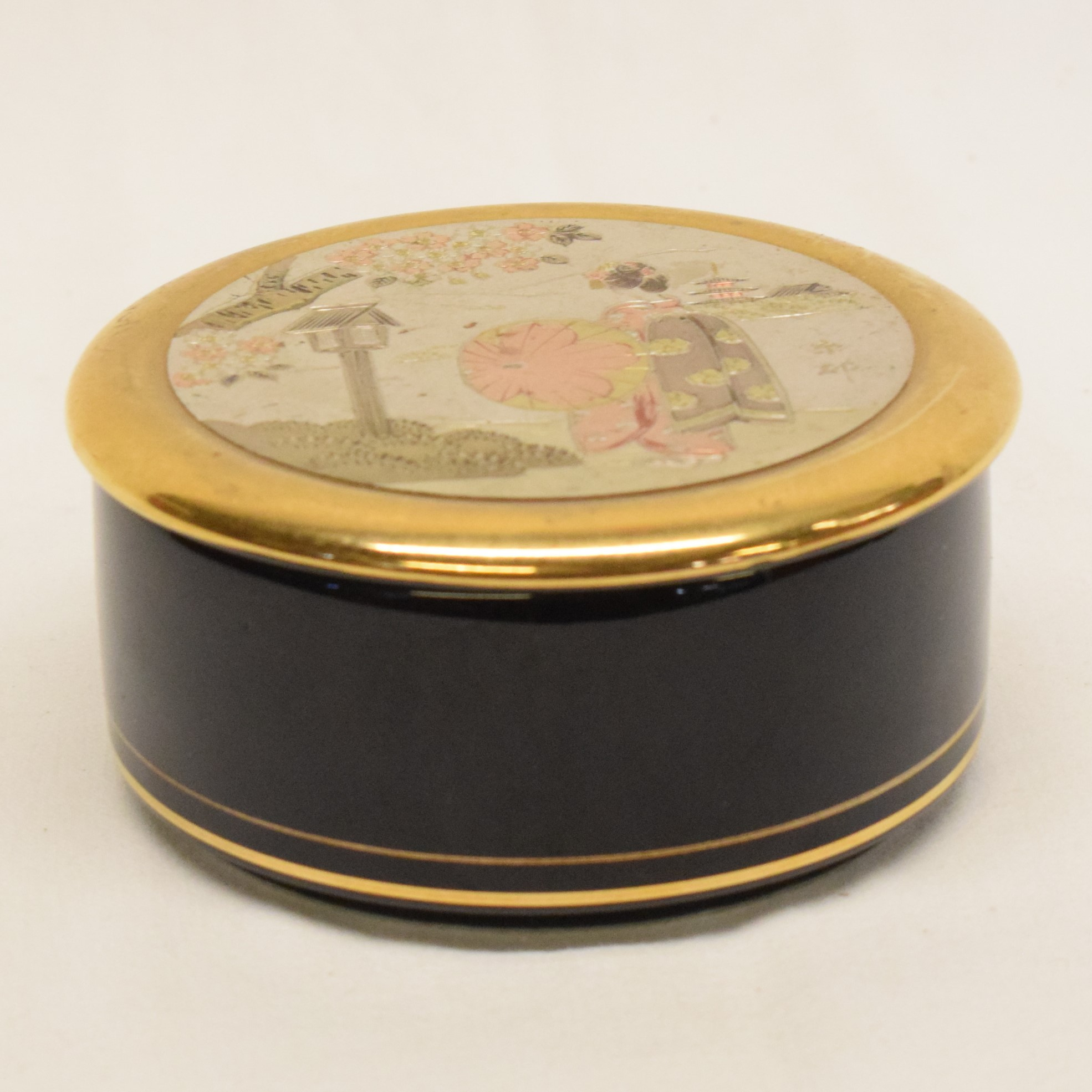 Voir photo 2 de Boite ronde en porcelaine décor geisha art du chokin fabriqué au Japon Boite ronde en porcelaine décor geisha art du chokin fabriqué au Japon reconditionné photo 2